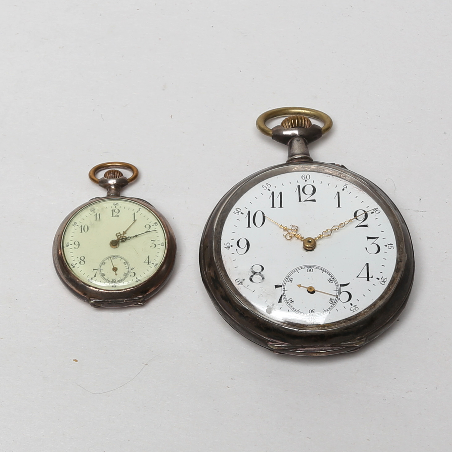 FICKUR, 2 st, Dam- och Herrur, silver.