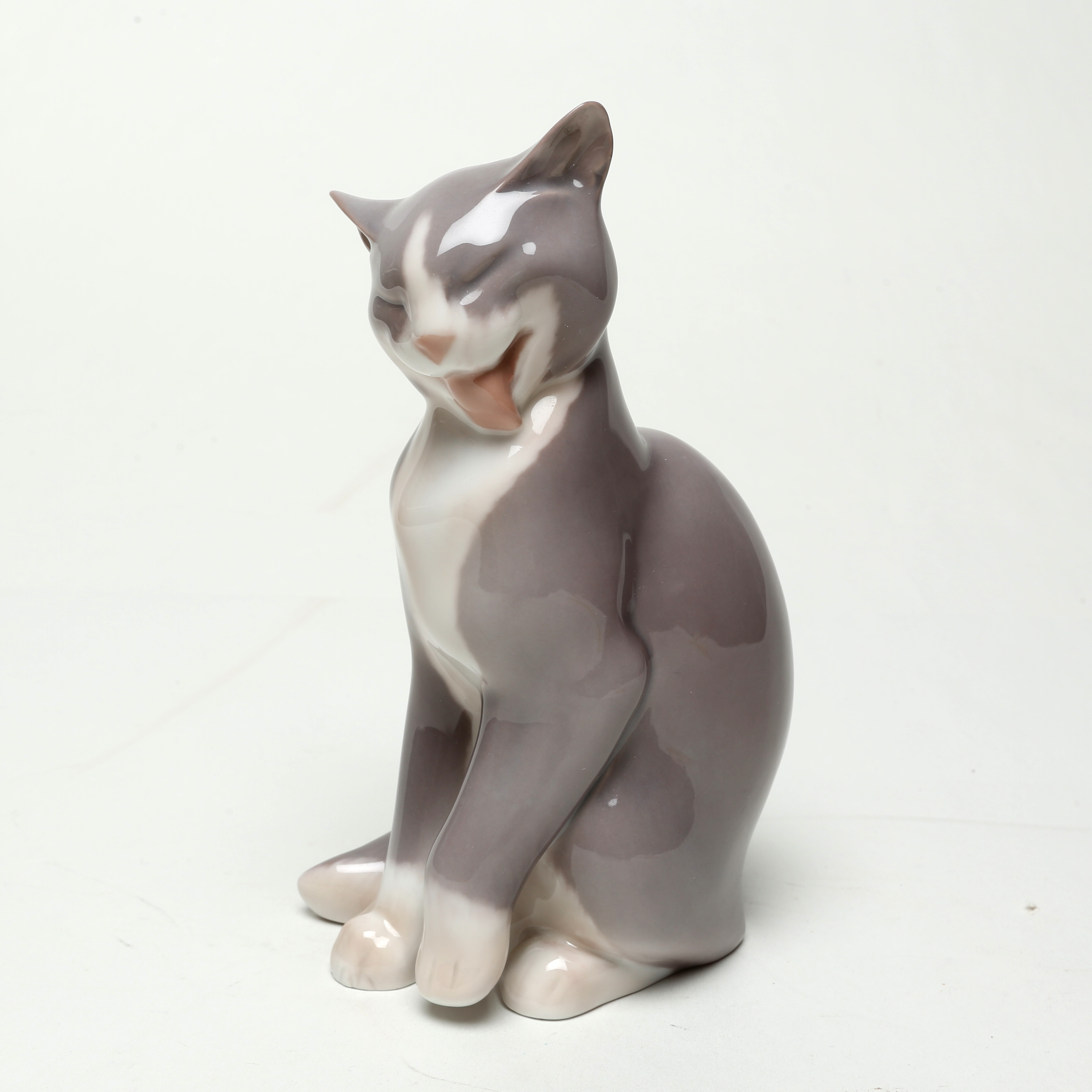 KATT, porslin, Bing och Gröndahl.