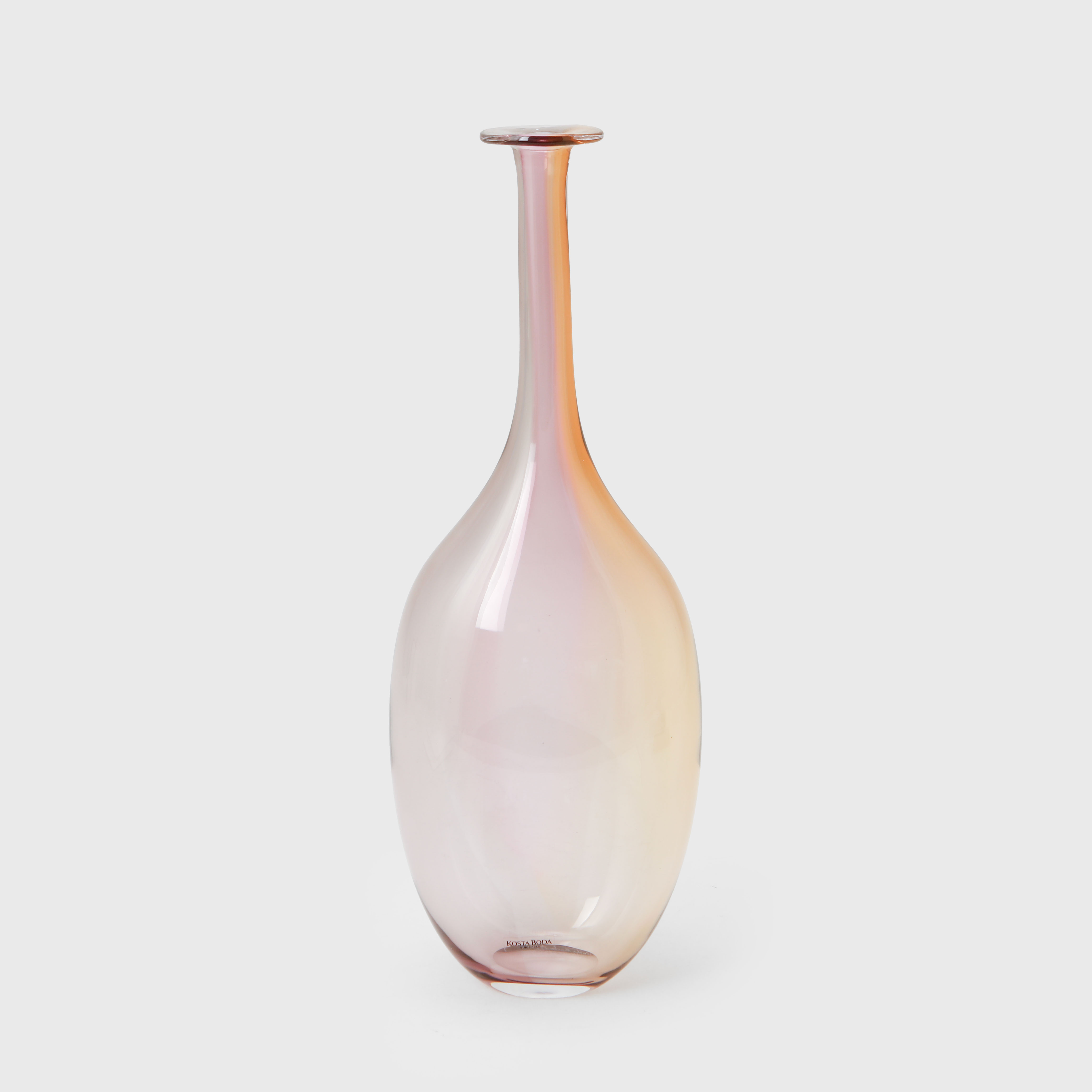 KJELL ENGMAN. Flaska, glas, Kosta Boda.