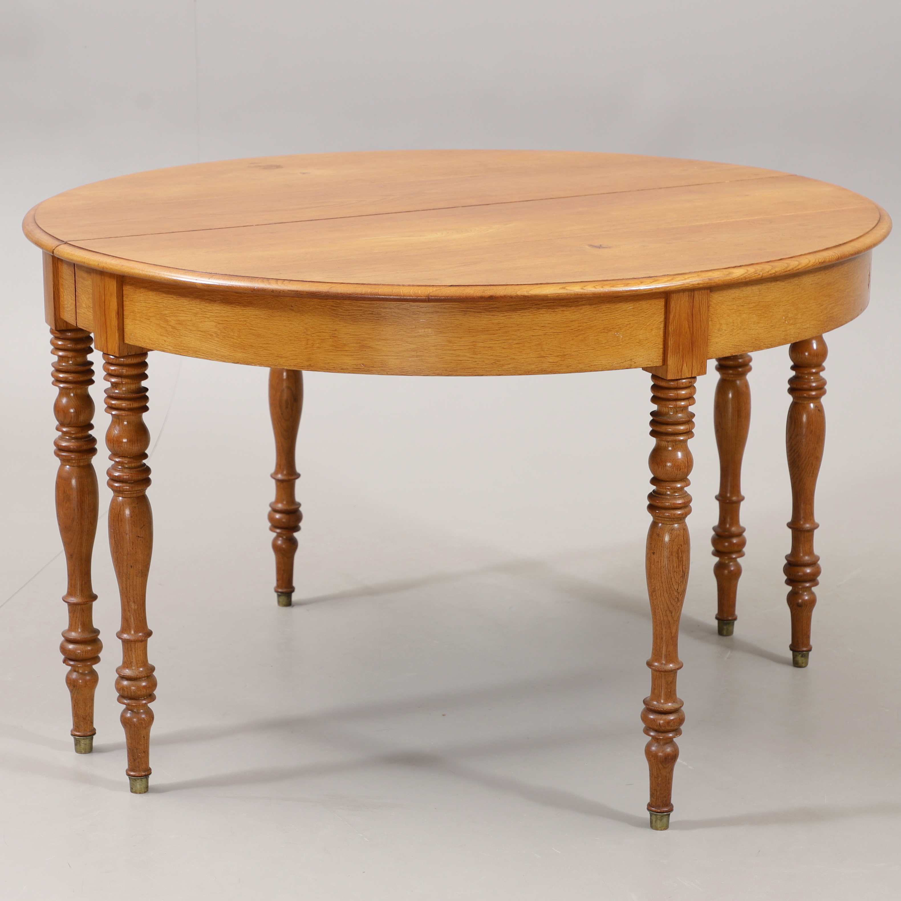 HALVMÅNEBORD, 1800/1900-tal.