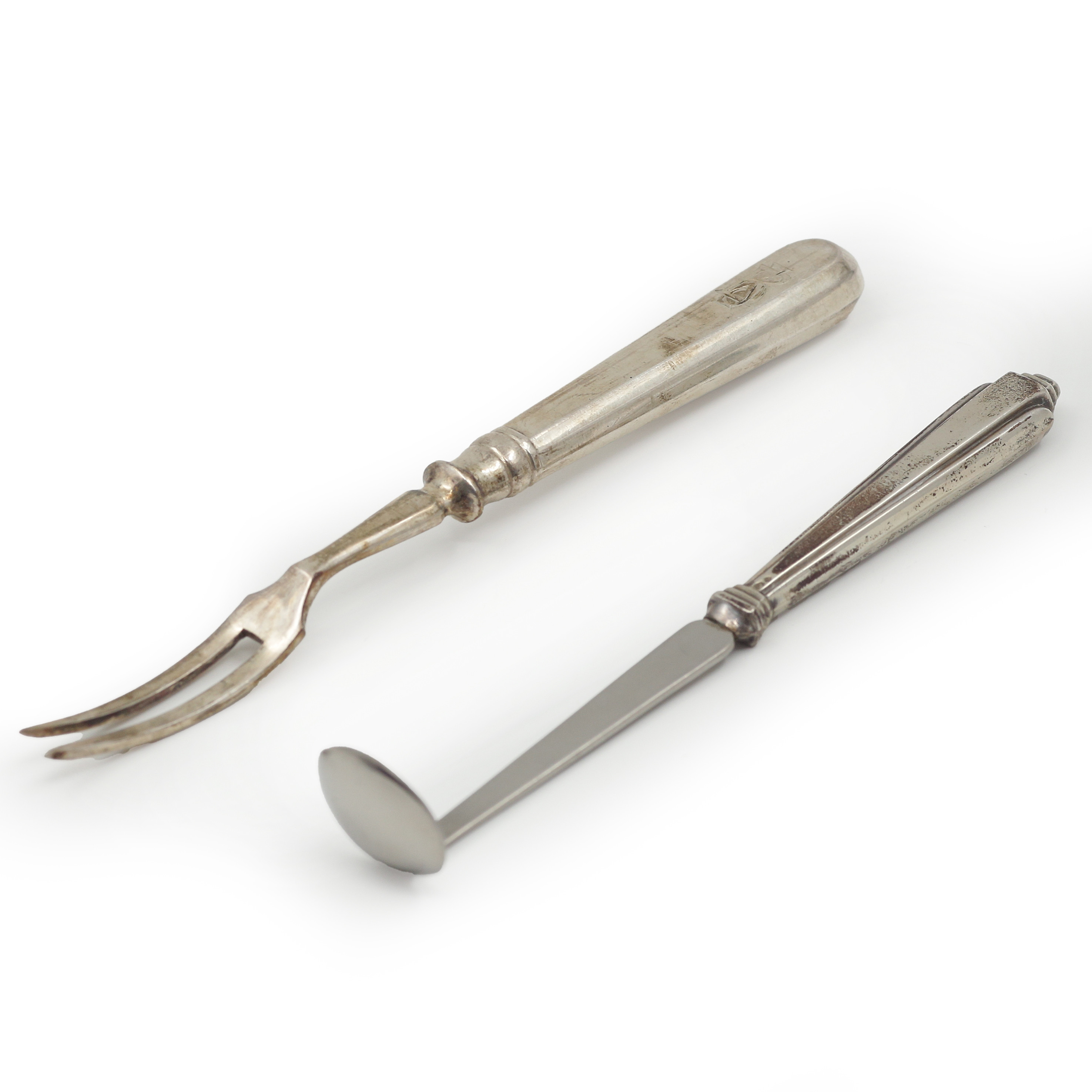 PLOCKGAFFEL SAMT OLIVSKED, SILVER.