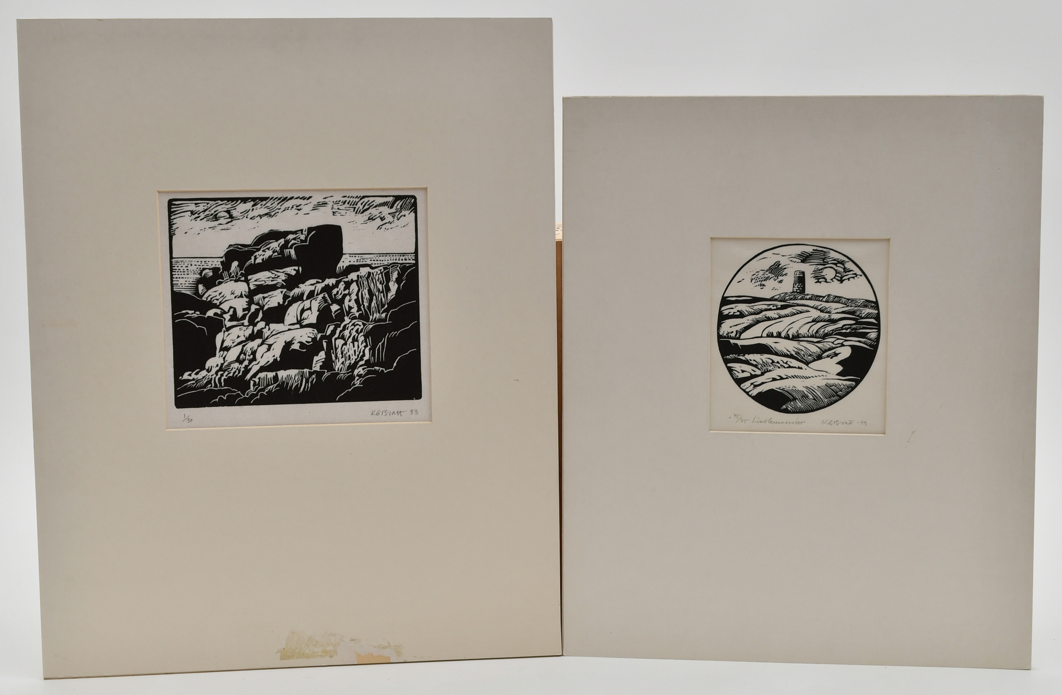 K G BRATT. 2 st Linoliumsnitt. Strand och kobbe. Numrerade 45/75, 1/30.