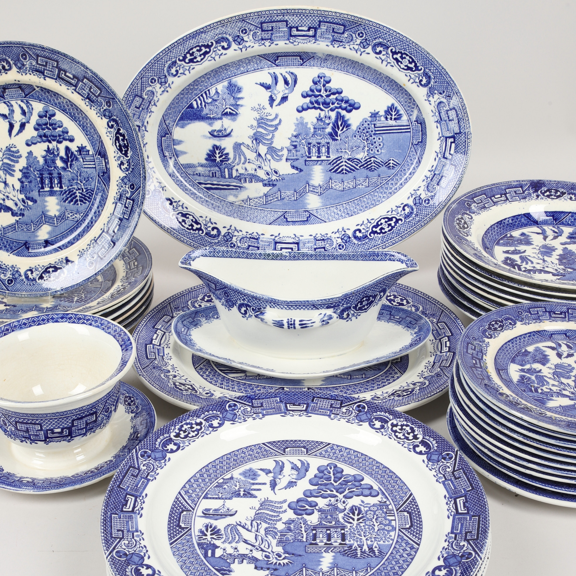 MATSERVIS, 36 delar, porslin, "Willow", Gustavsberg & Wood & Sons.