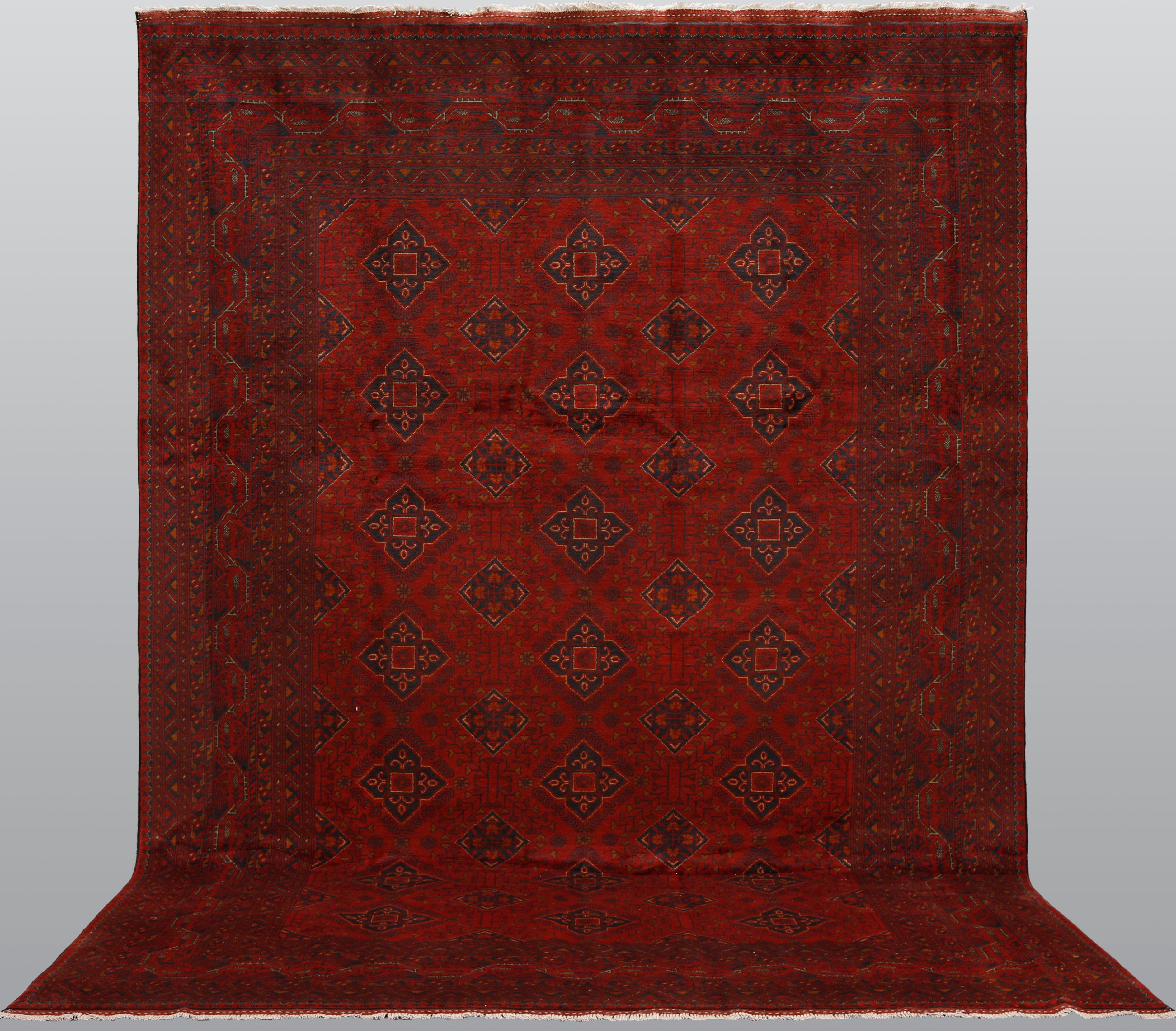 MATTA. Afghan fine, 343 x 243 cm.