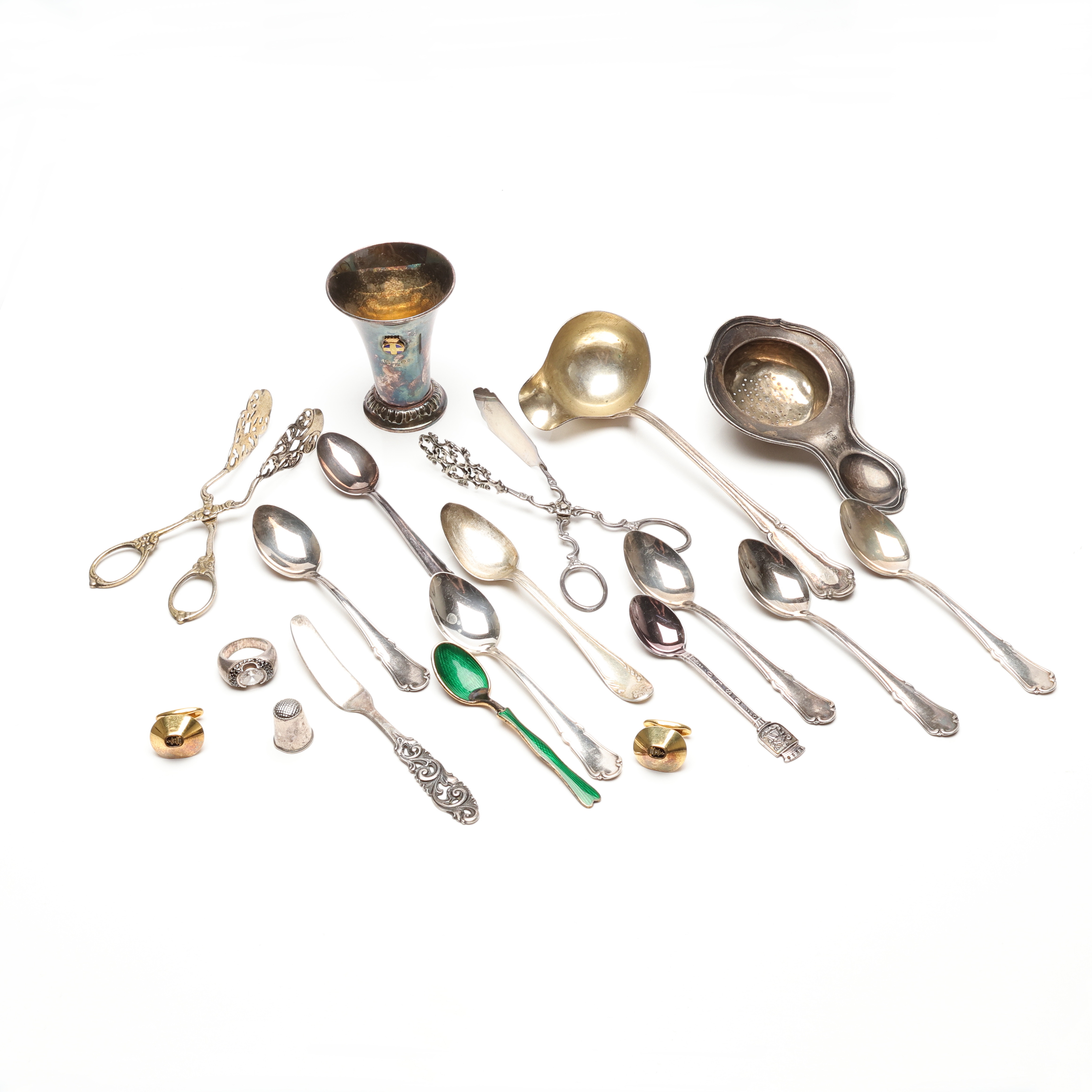 PARTI SILVERFÖREMÅL, 830-925, vikt ca 387 gram.