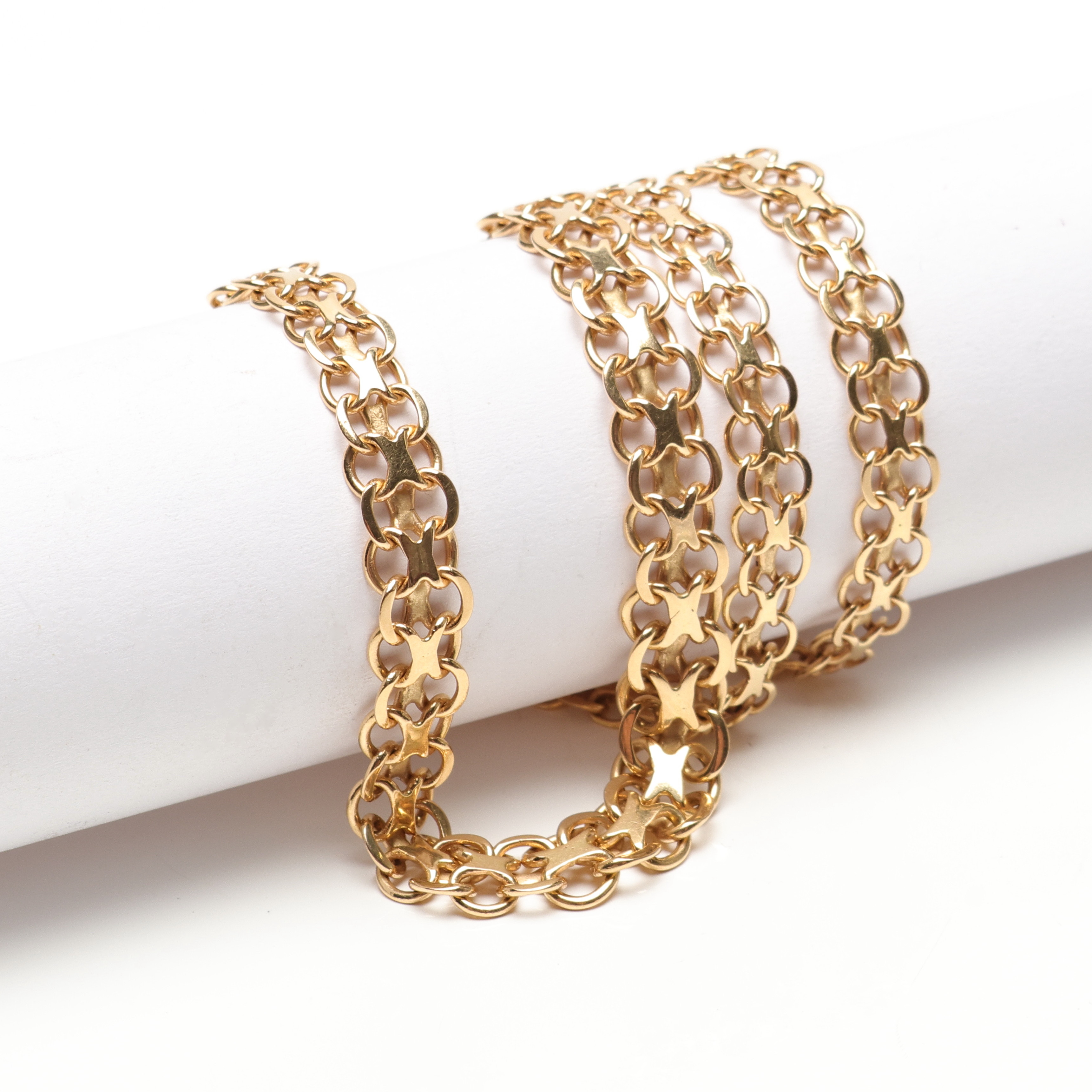COLLIER, "doserad x-länk", guld, 18k, ca 15,7 gram.