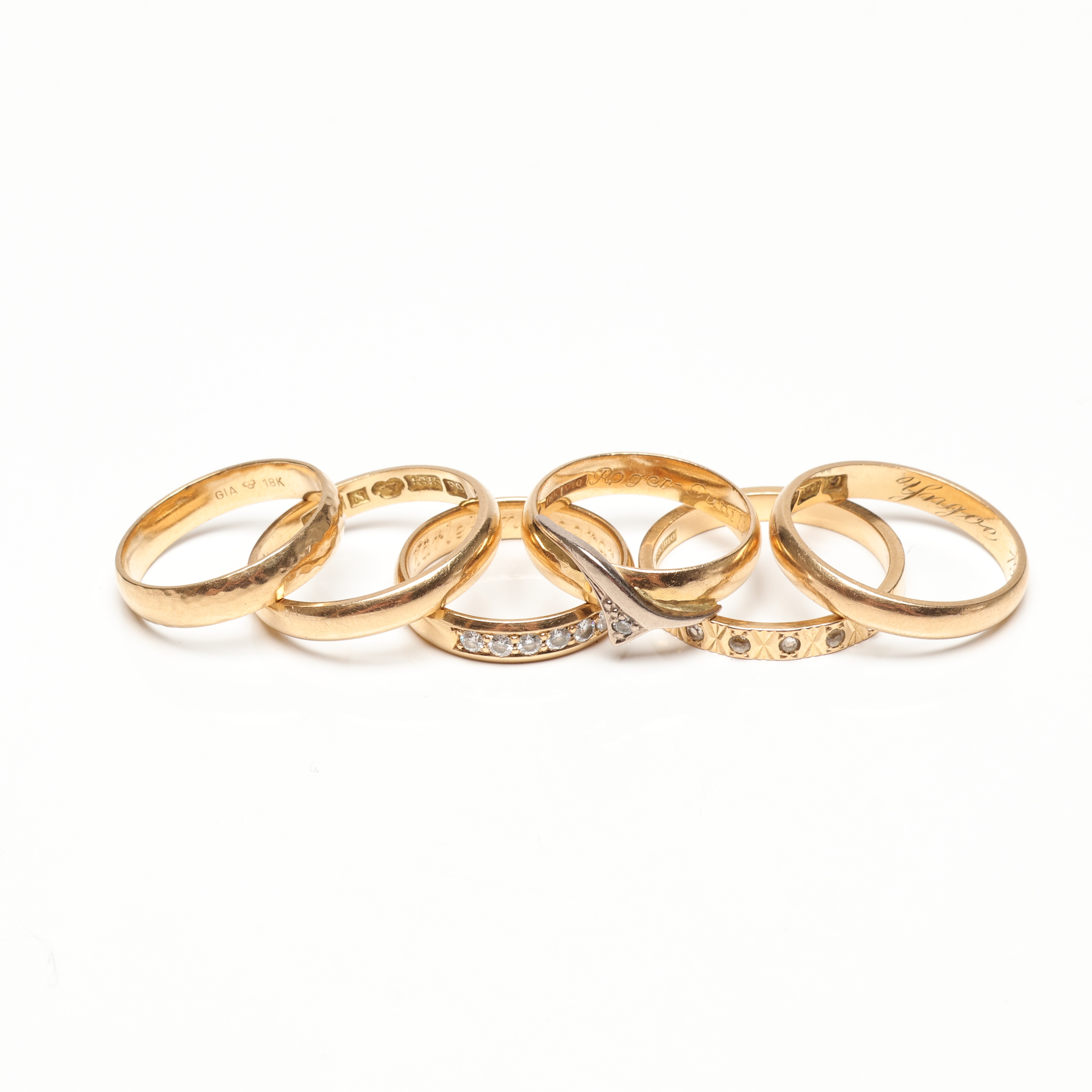 6 RINGAR, 18K, Guld, vikt cirka 20,7 gram.