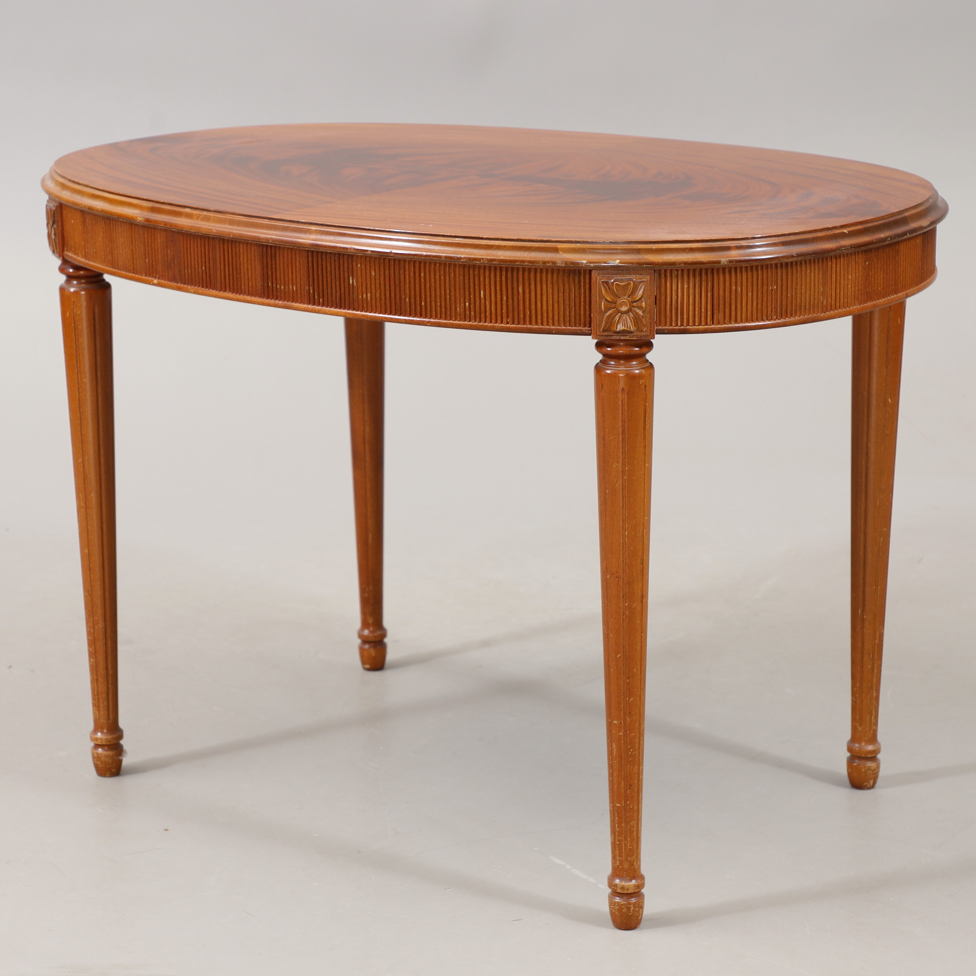 SOFFBORD, gustaviansk stil, 1900-talets mitt.