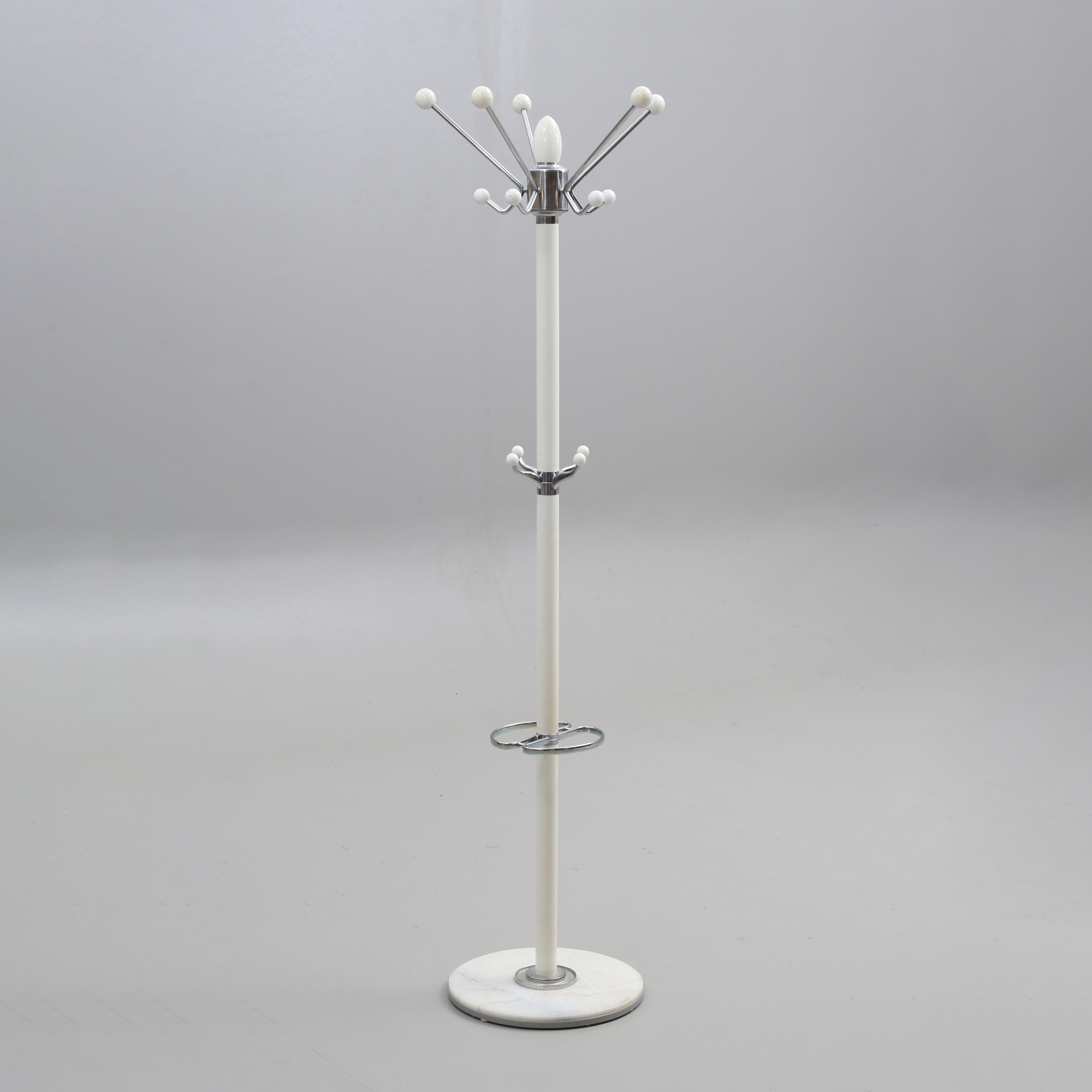 TAMBURMAJOR, metall/plast/sten, 2000-tal.