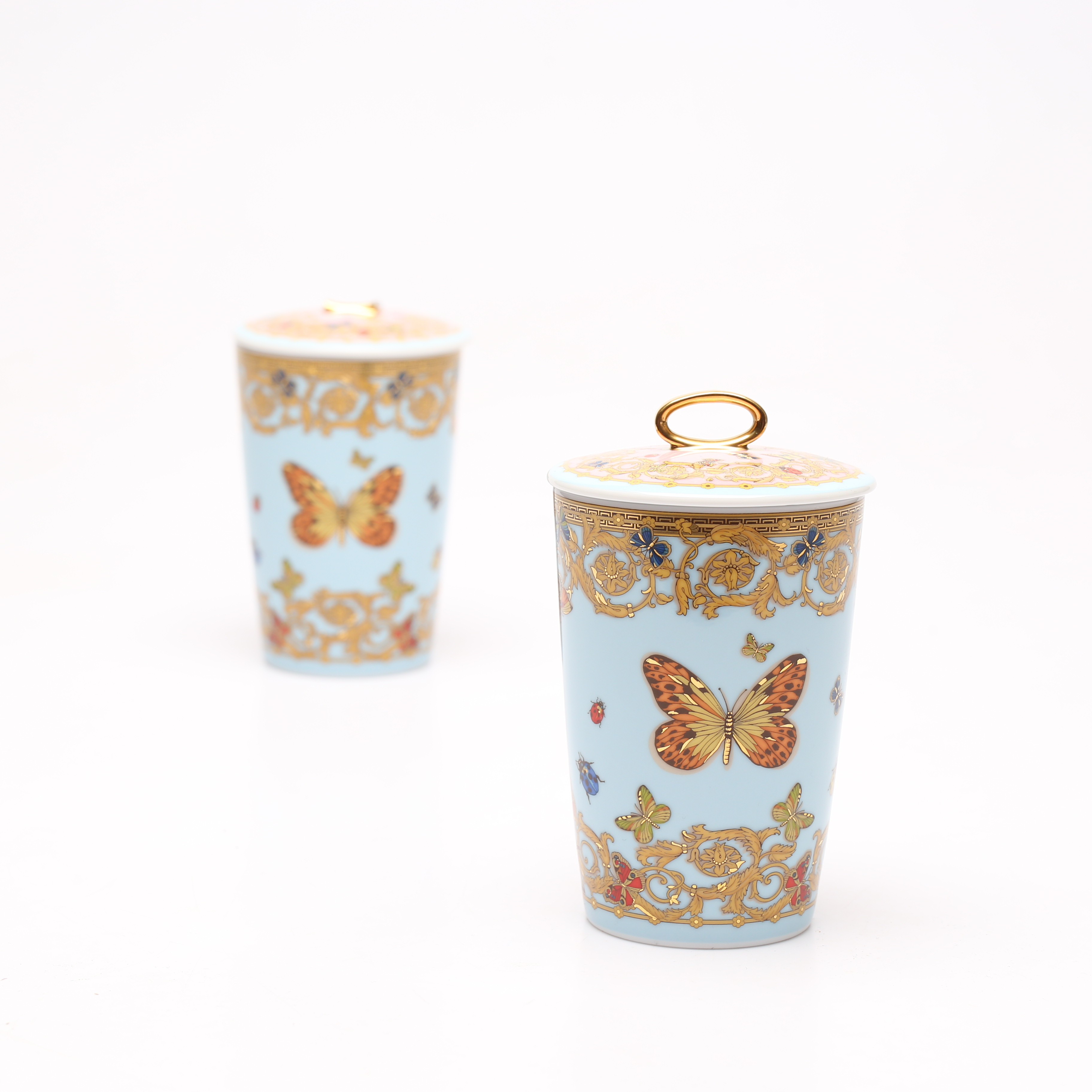VERSACE. LJUSLYKTOR med LOCK, 2 delar, porslin, Rosenthal, Le Jardin De Versace.