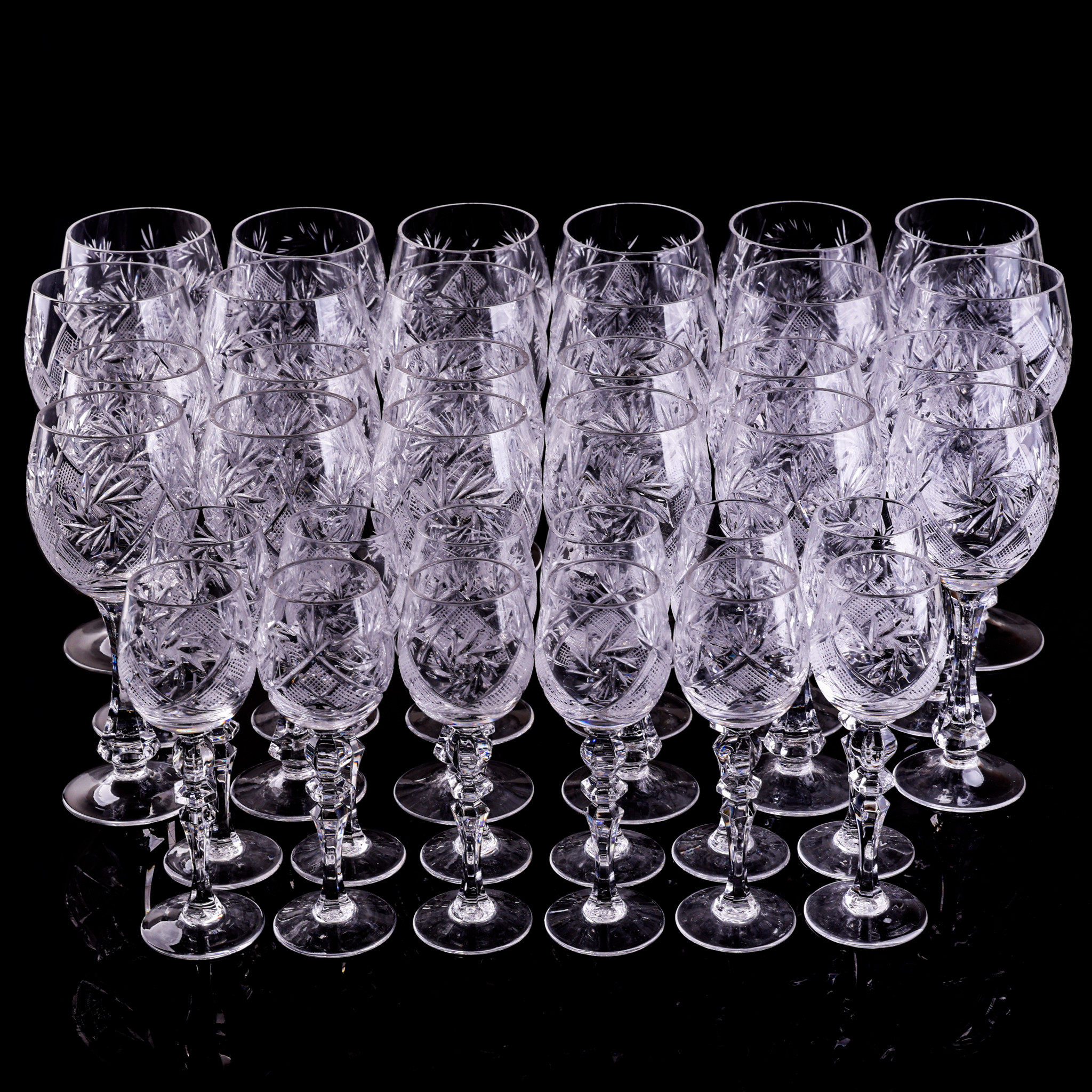 GLASSERVIS, 37 delar, kristall, Neman Crystal, Vitryssland, 1900-tal.