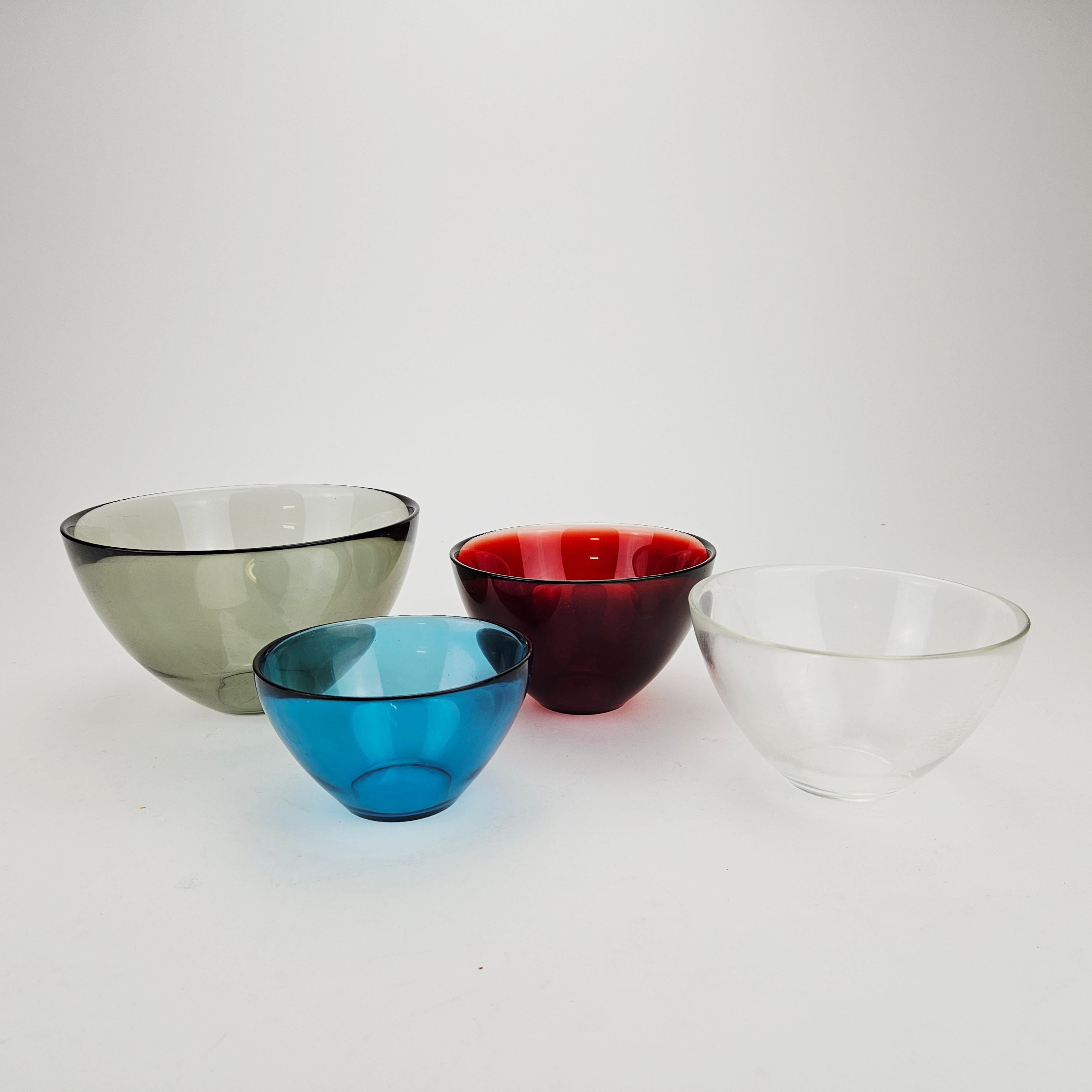SVEN PALMQVIST. Skålar, 4 st, glas, "Fuga", Orrefors.