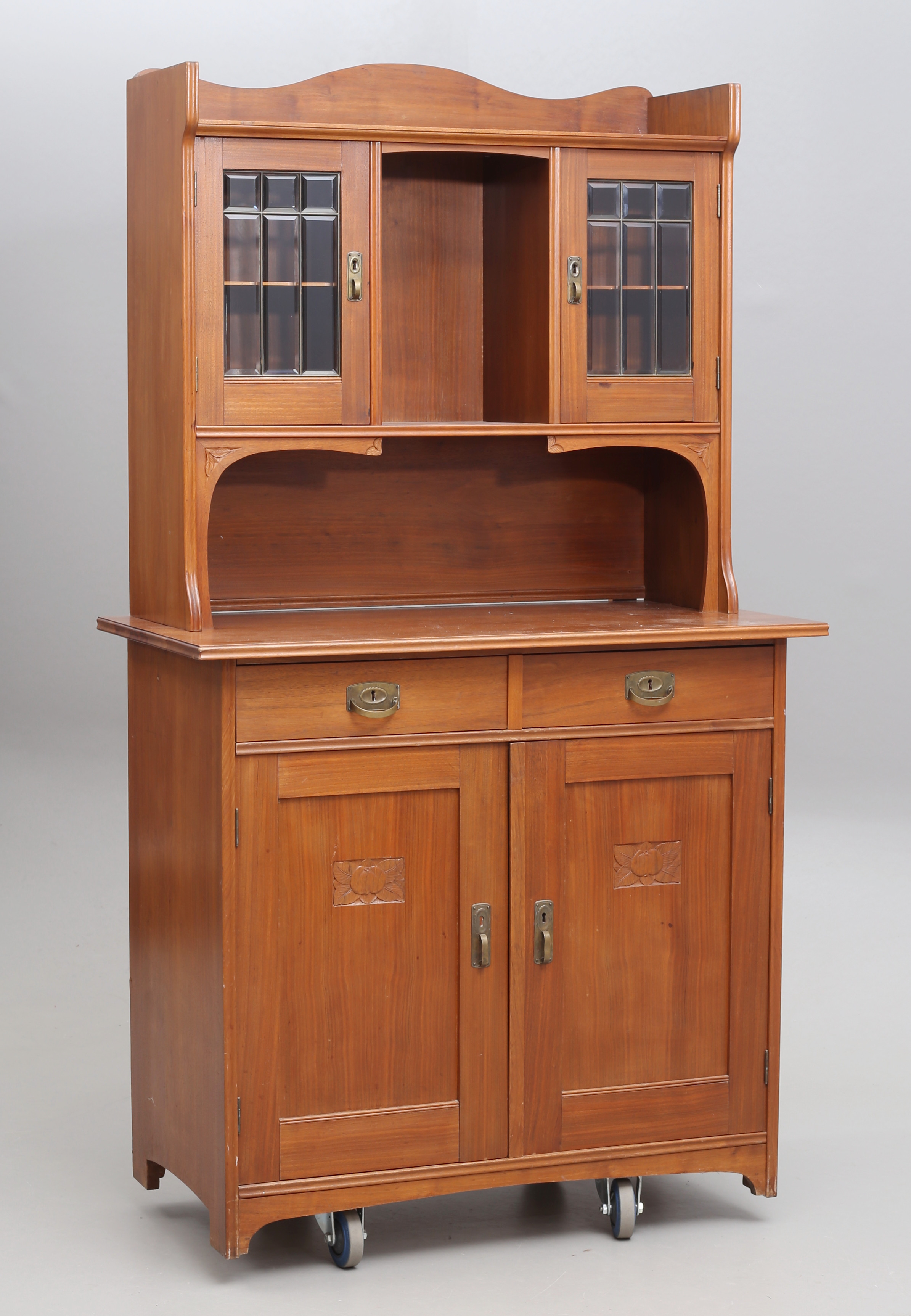 SKÄNK med överskåp, jugendstil, 1900-tal.