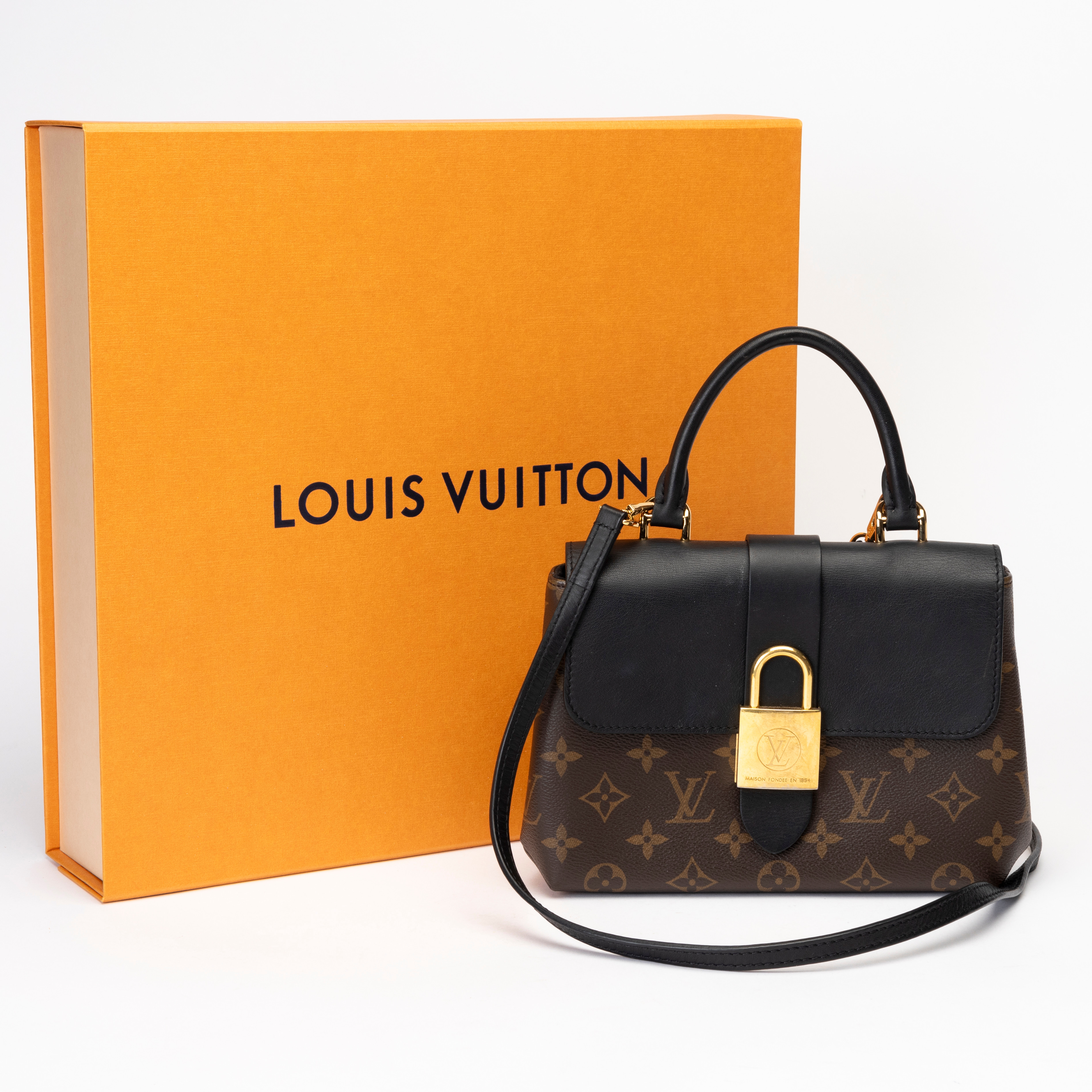 LOUIS VUITTON. Handväska, Louis Vuitton Locky BB, Frankrike.