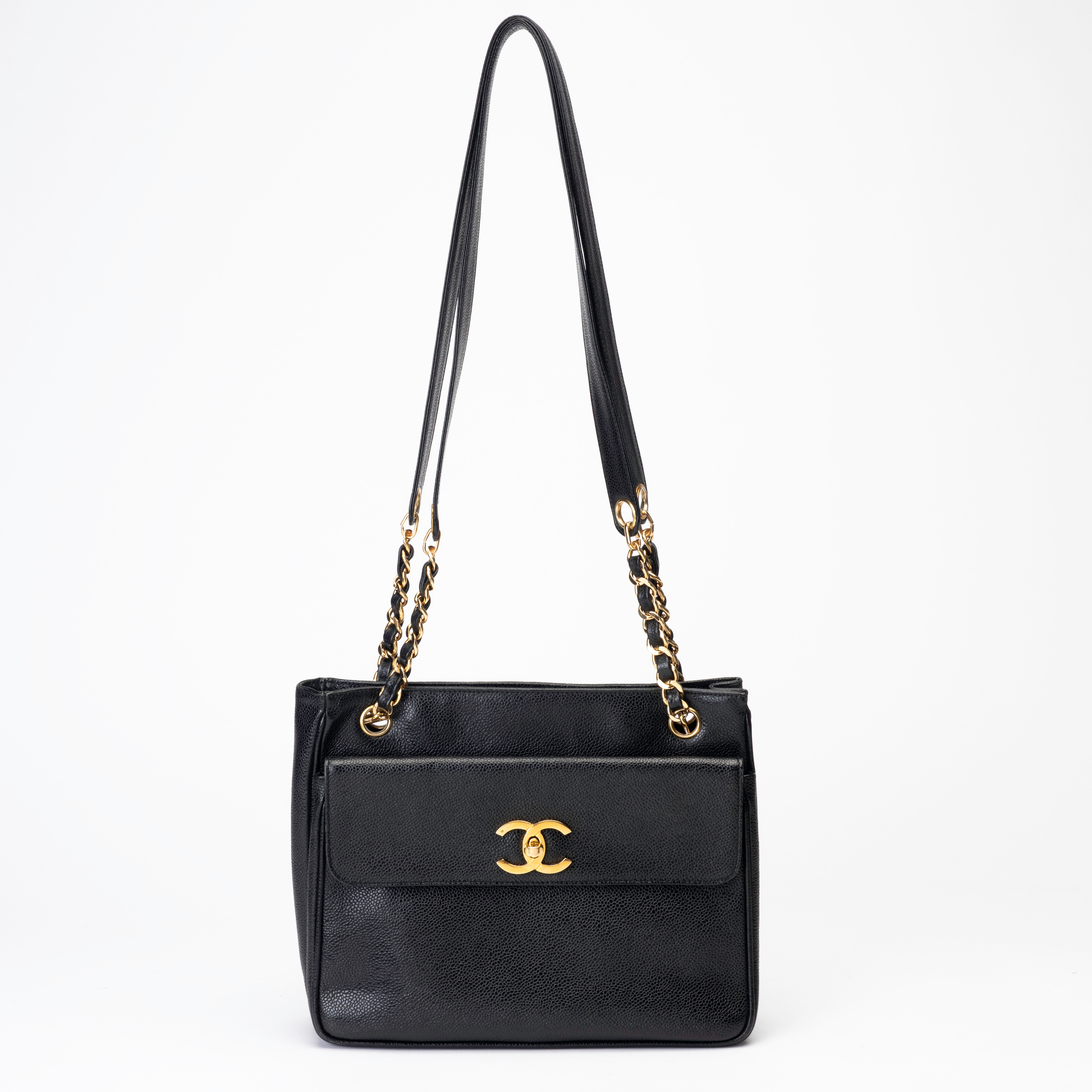 CHANEL. Handväska, CC Caviar Front Pocket Shoulder bag, Italien 1994-1996.