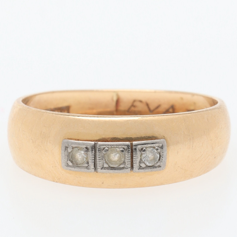 RING, 18K guld med diamanter, Rahlens Guldsmeds Ab, 1900-talets mitt.
