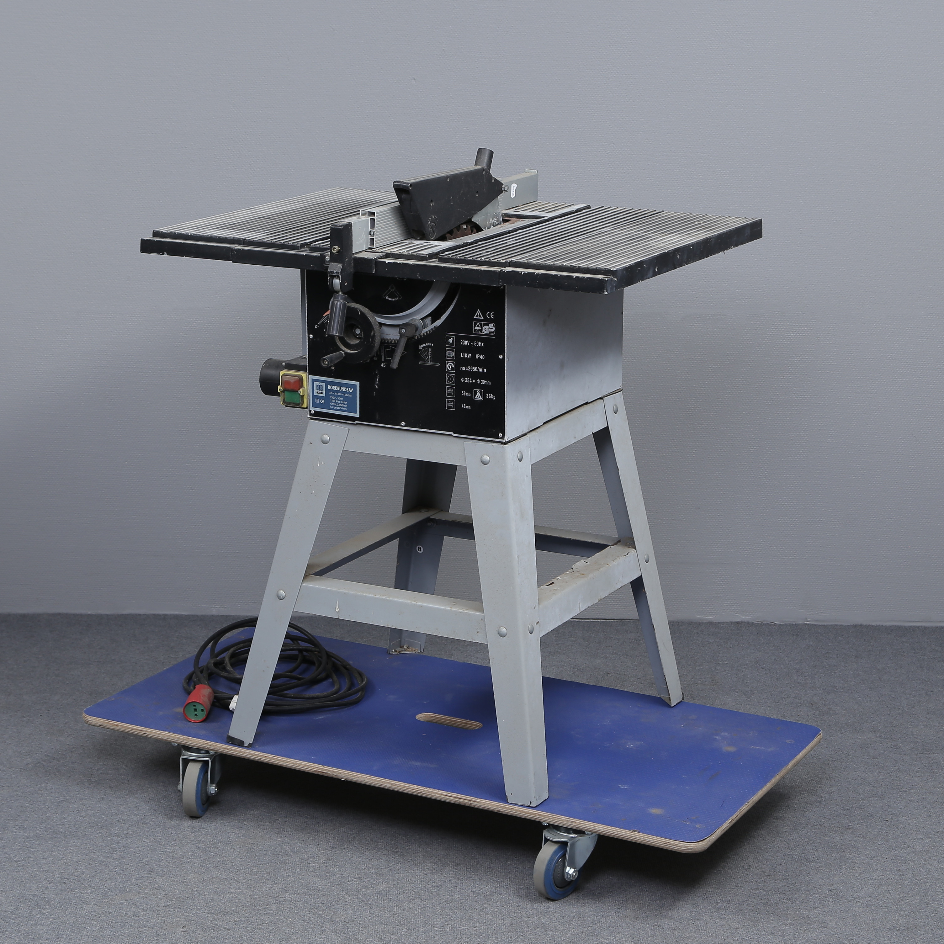 BORDSCIRKELSÅG TOOLMATE MT-LG-250.