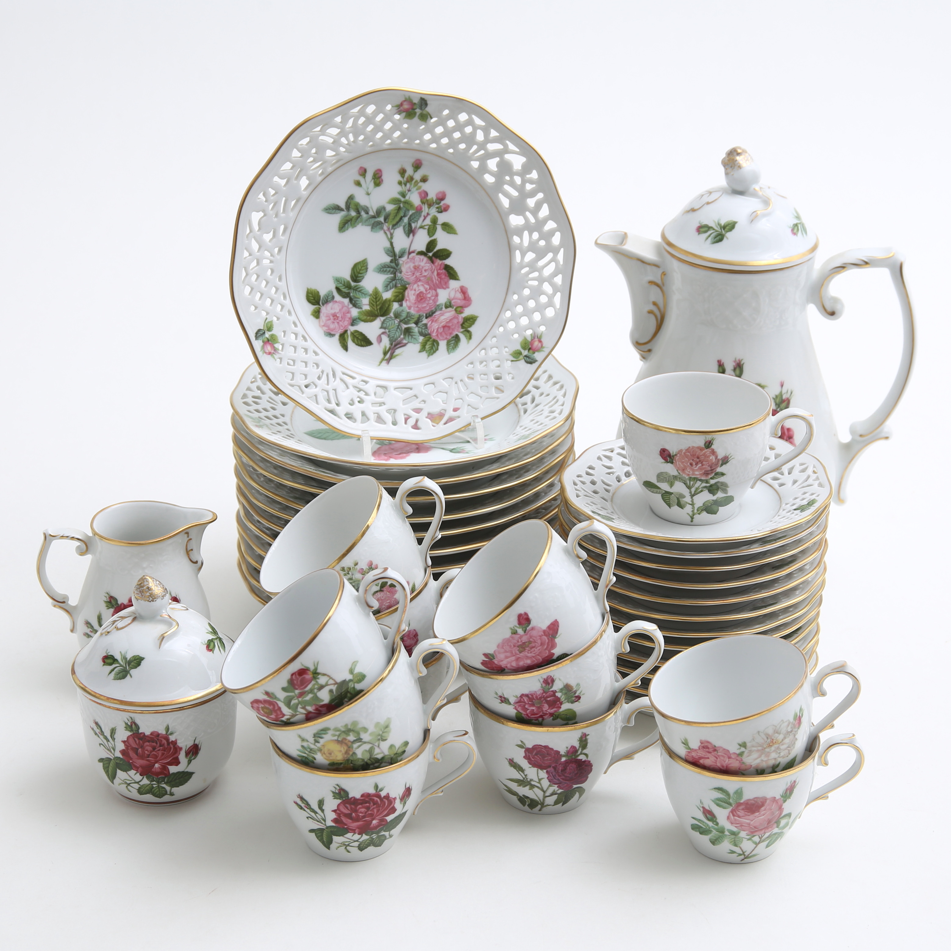 KAFFESERVIS, 39 delar, porslin, "Klassiska rosor", Pierre Joseph Redouté, Schumann Artzberg, Fyrklövern AB.
