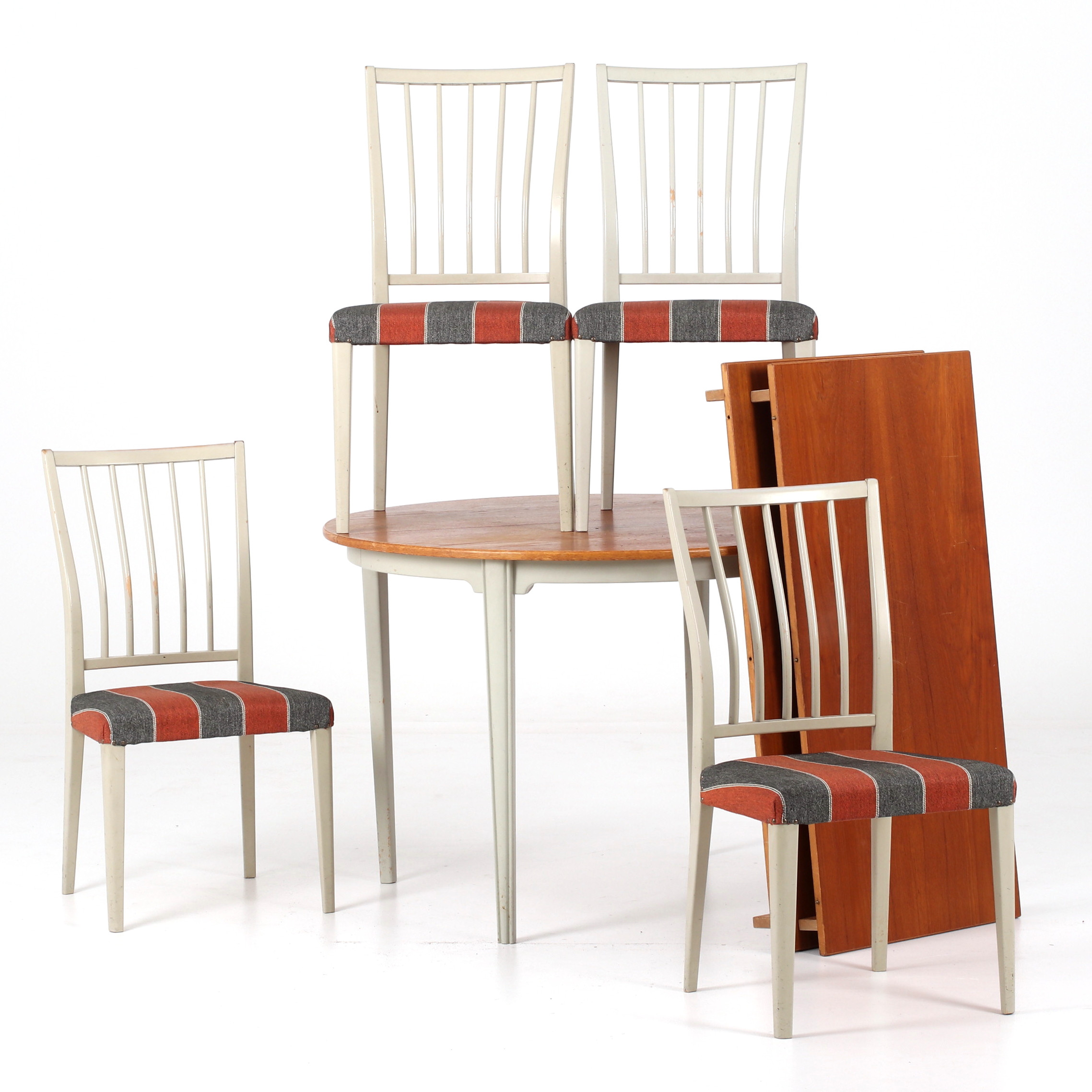 MATGRUPP, 5 delar, bordsskiva i teak, 1950/60-tal.