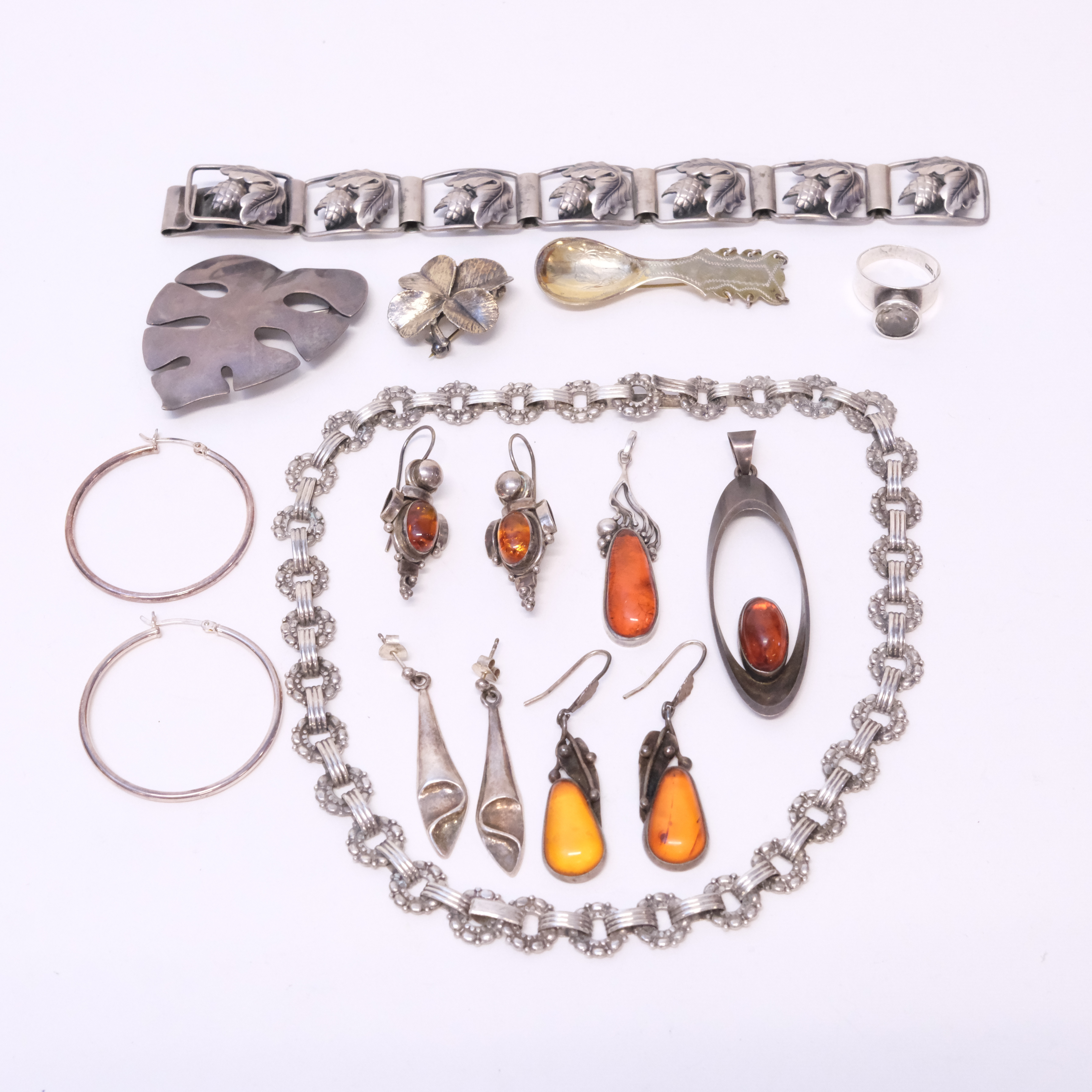 SMYCKEN, SILVER, 12 DELAR.