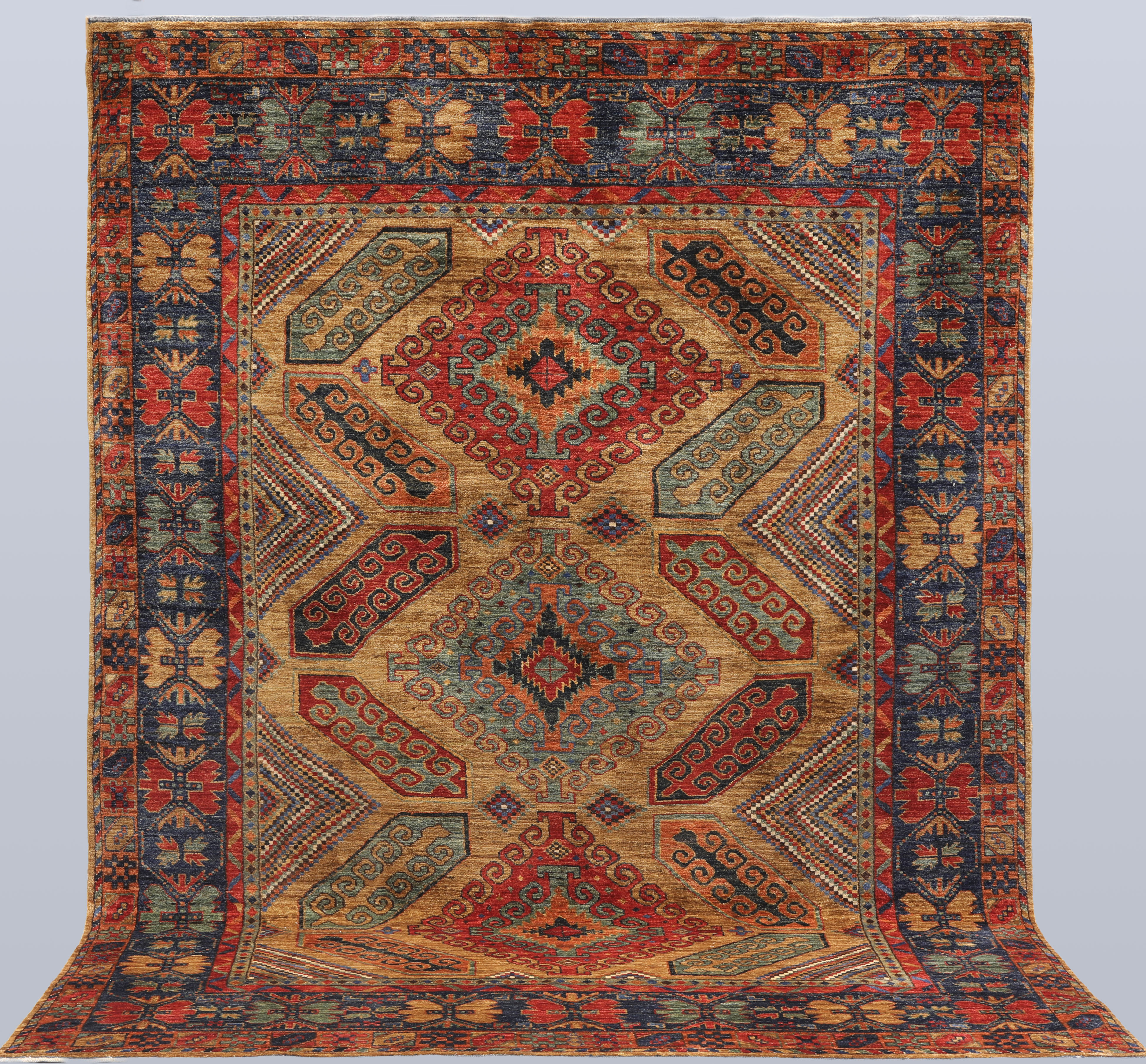 MATTA. Kazak design växtfärger, 252 x 185 cm.