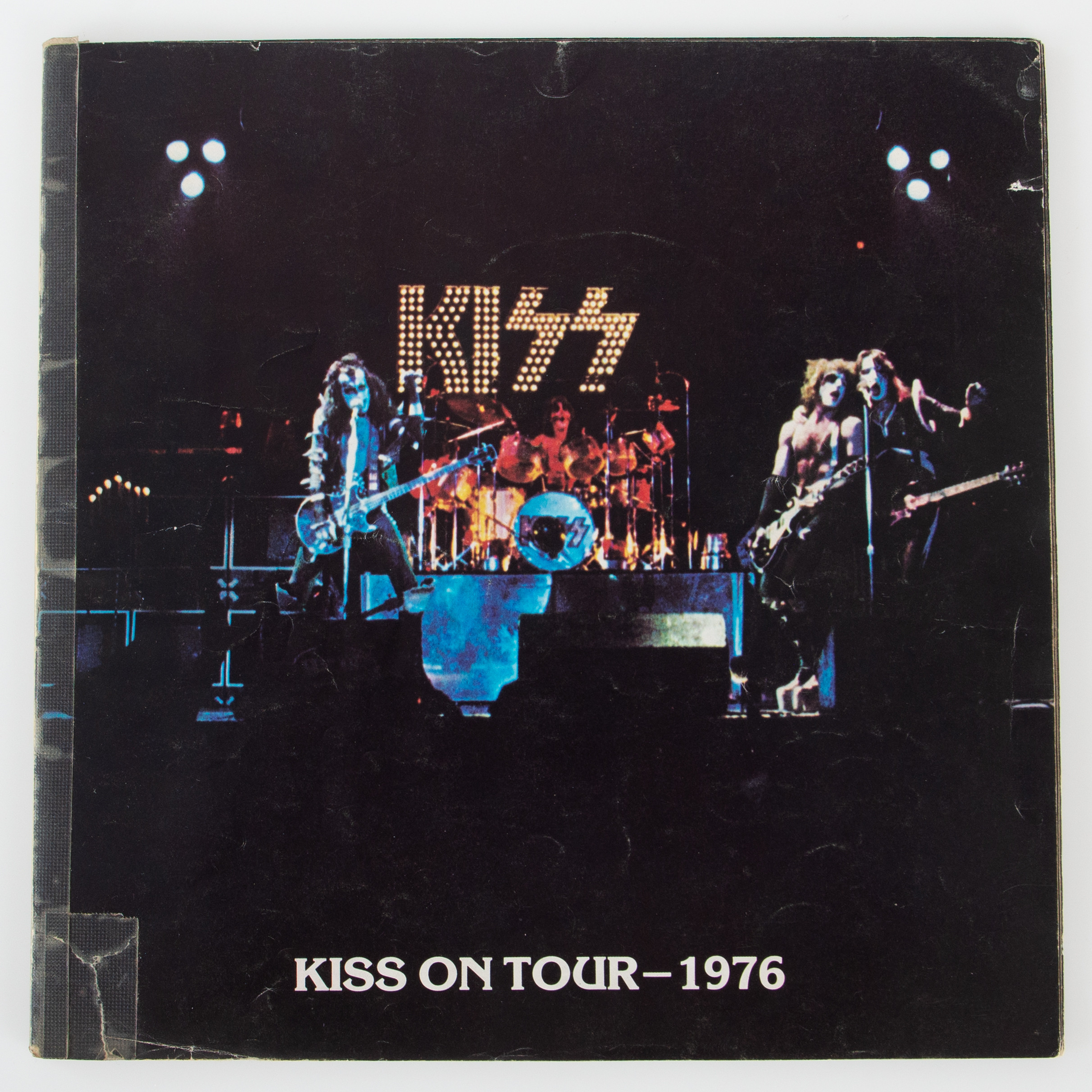 KISS FOTO/TURNÉPROGRAM, KISS ON TOUR 1976.