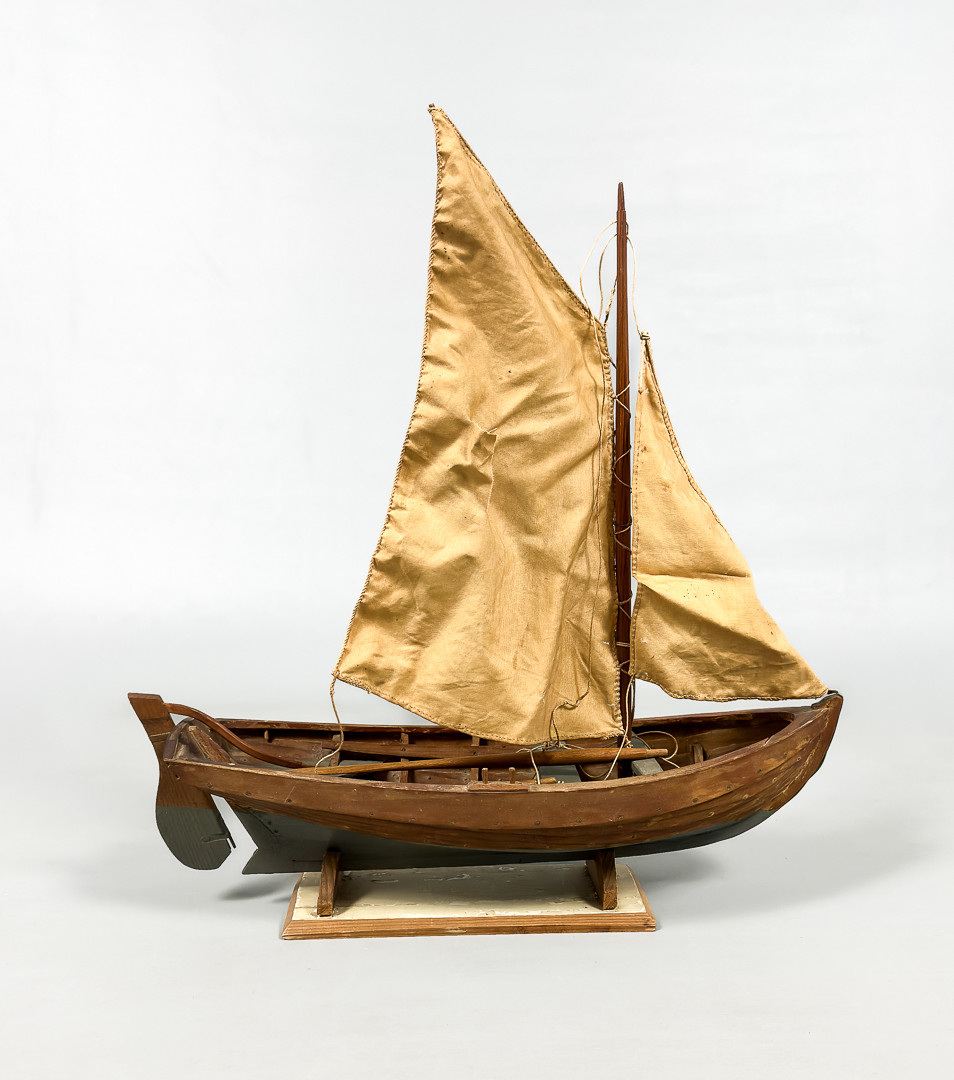 MODELLBÅT, Skärgårdseka, Trä, 1930-tal.
