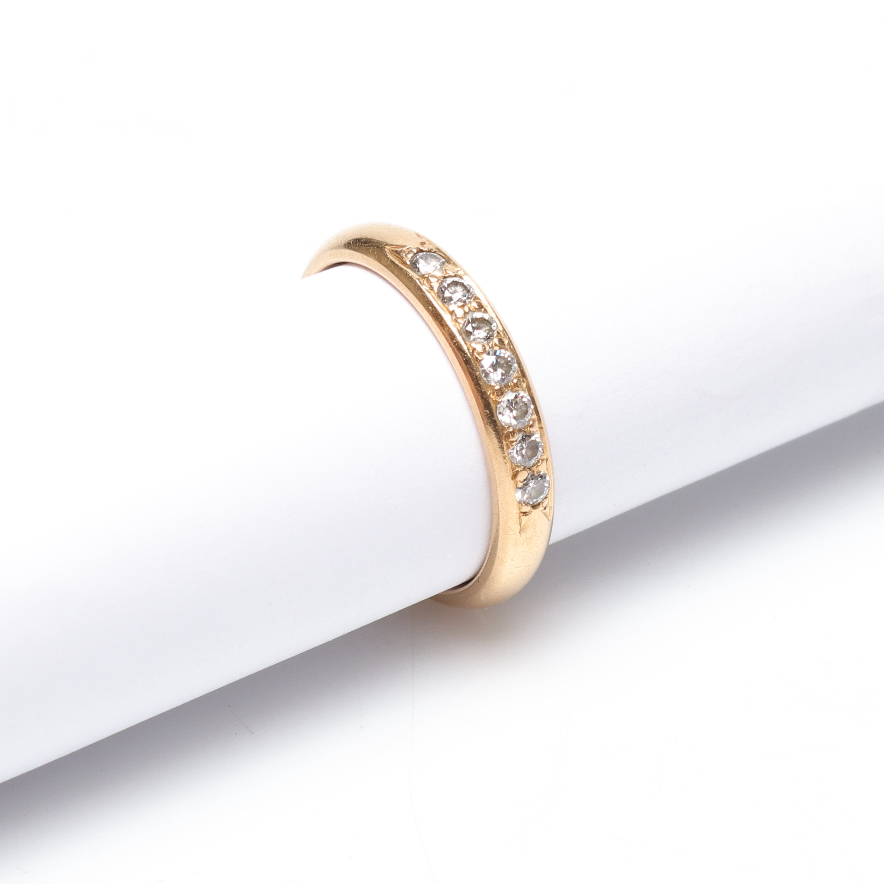 RING, 18K, Guld, med diamanter, 0,21CT, vikt cirka 3,4 gram.