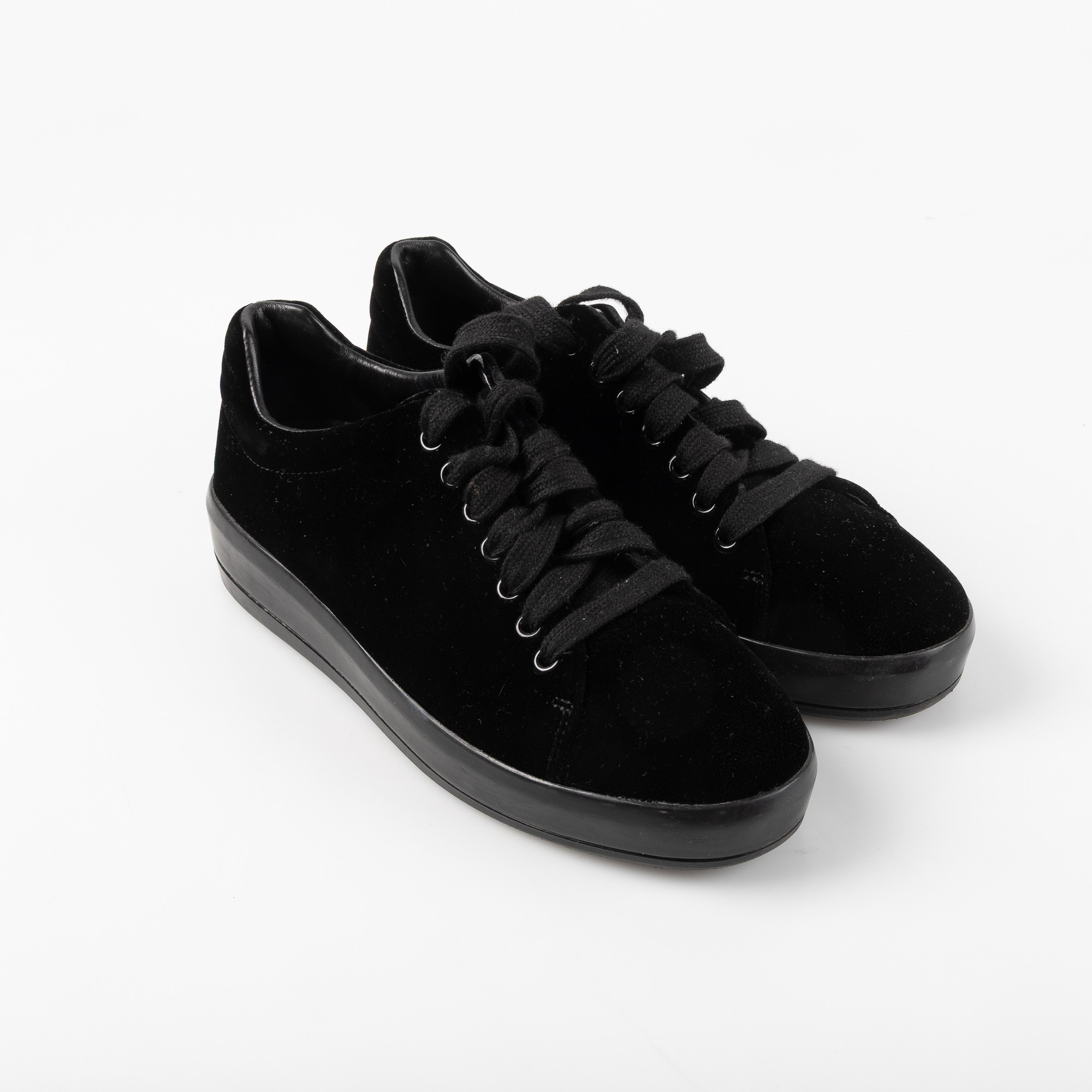 PRADA, skor, storlek 36.