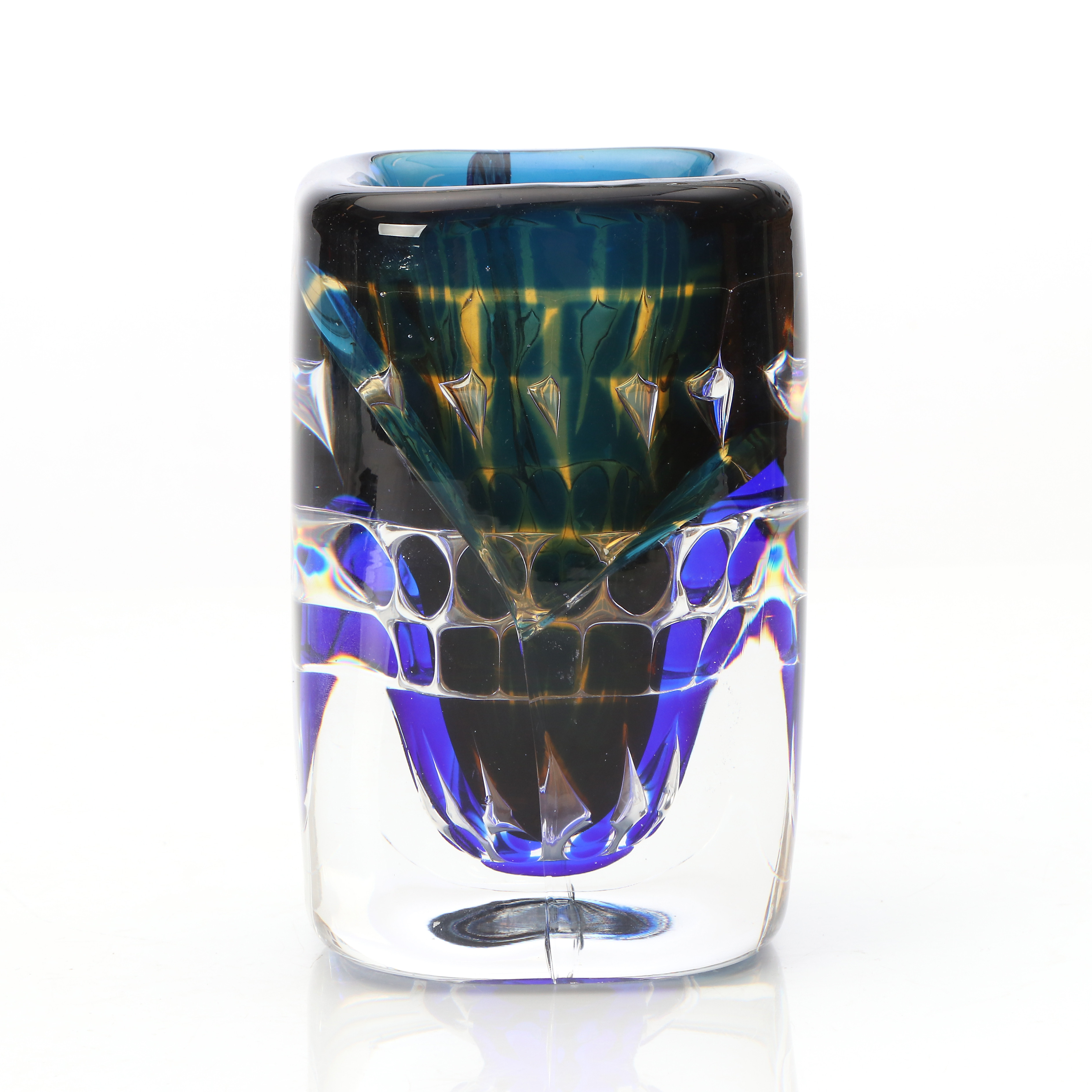 INGEBORG LUNDIN. VAS. Konstglas. Signerad: Orrefors, Ariel Nr 173-F, Ingeborg Lundin.