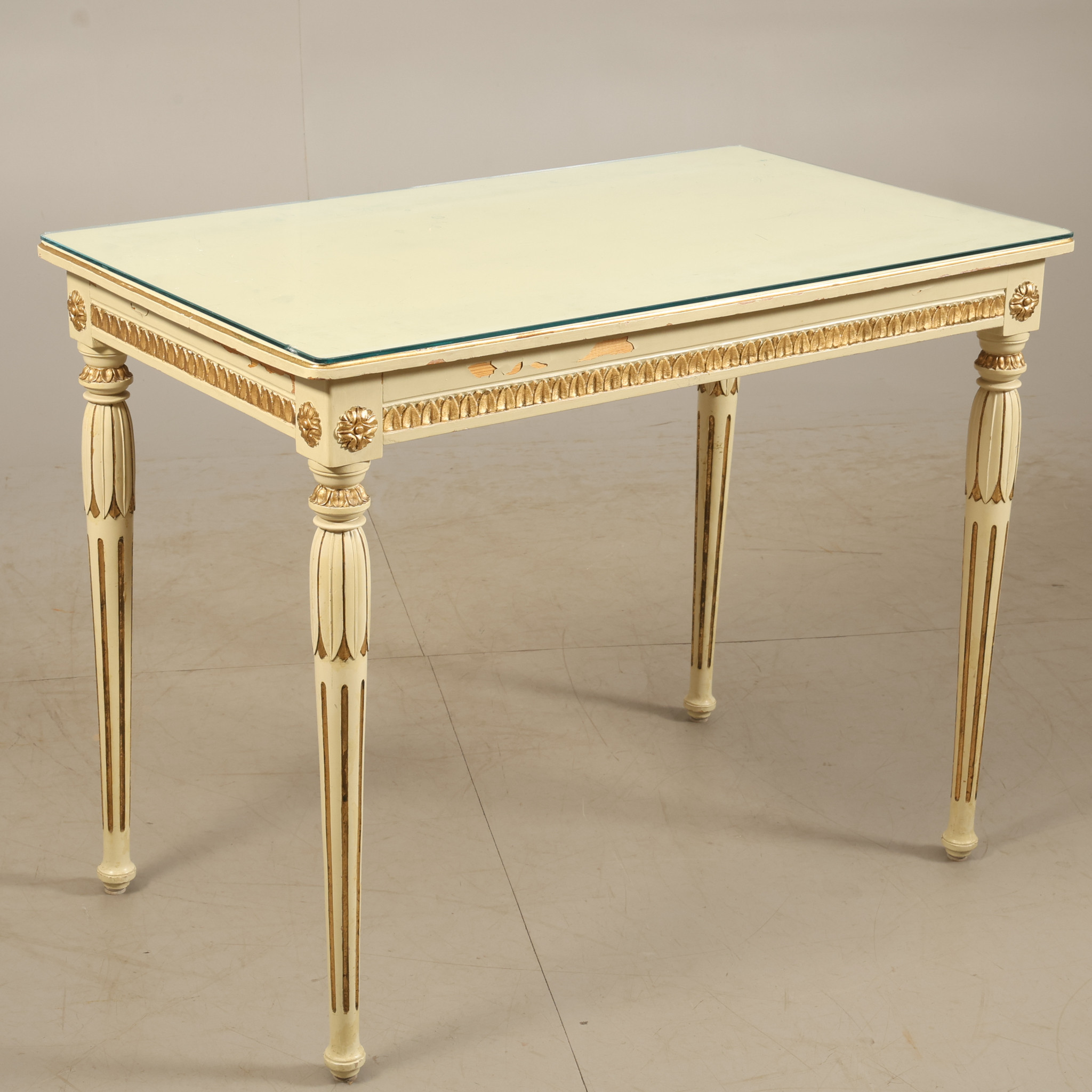 BORD MED GLASSKIVA, gustaviansk stil, 1900-tal.