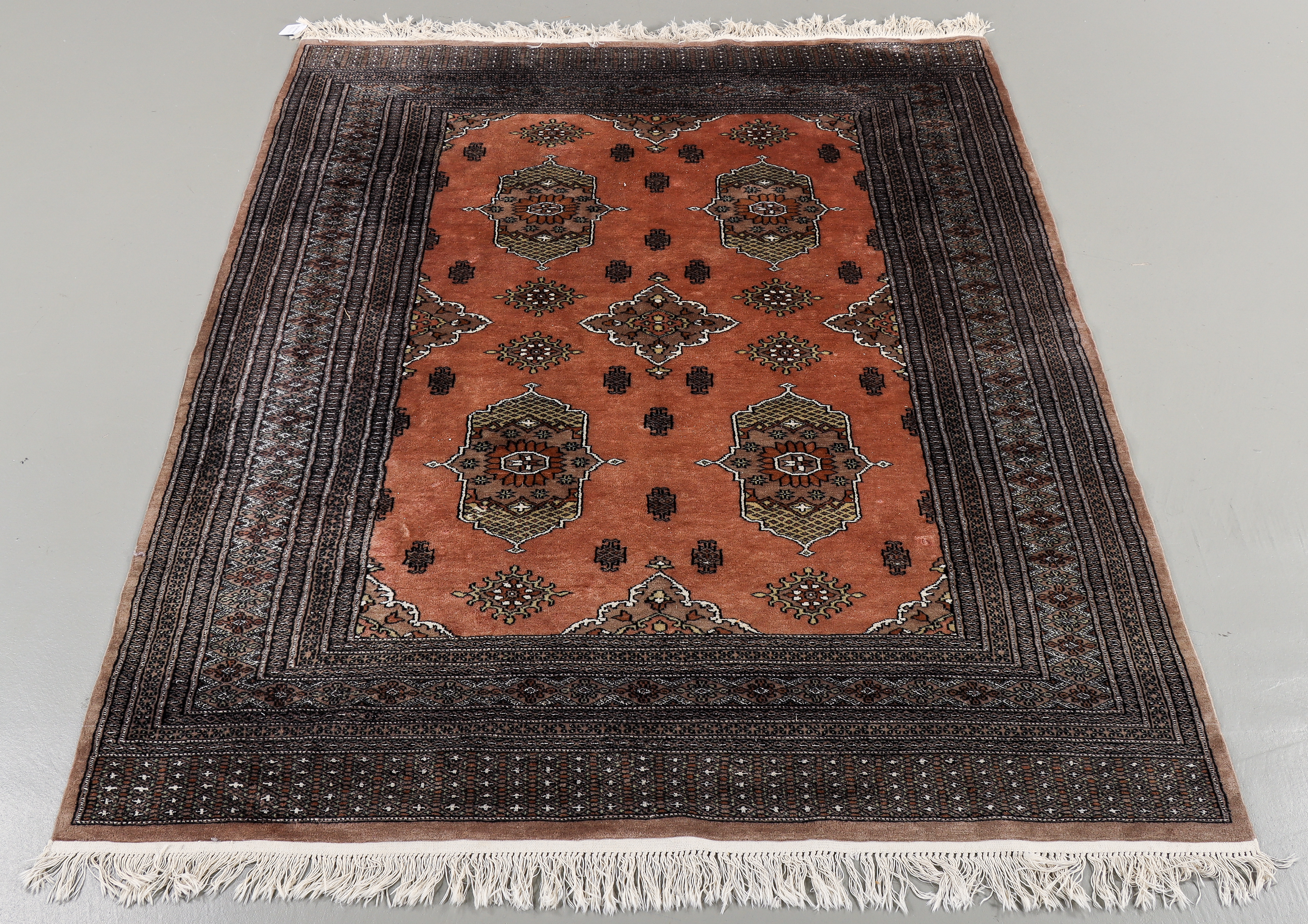 MATTA Pakistan, 200x154 cm.