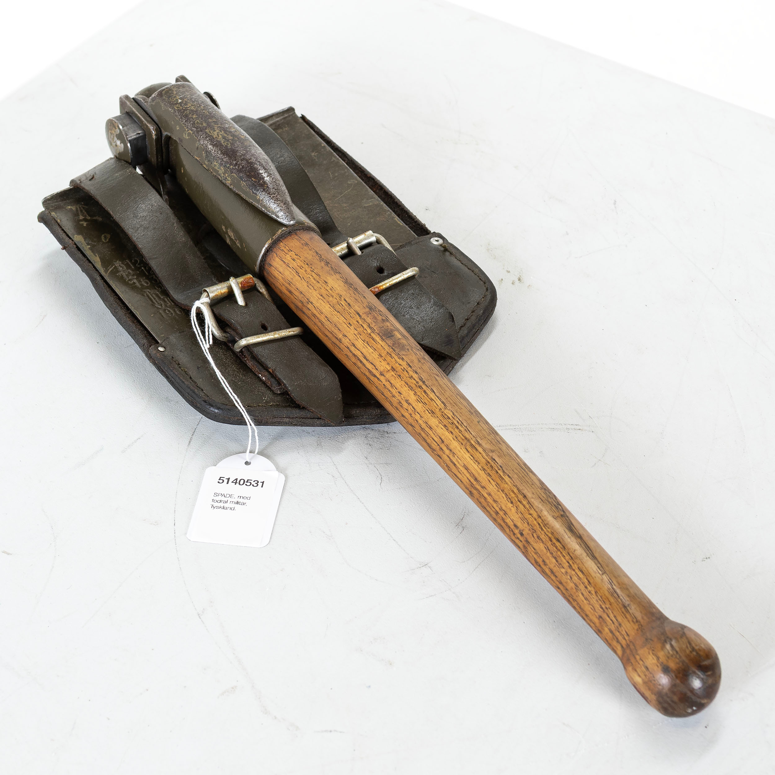 SPADE, med fodral militär, Tyskland.