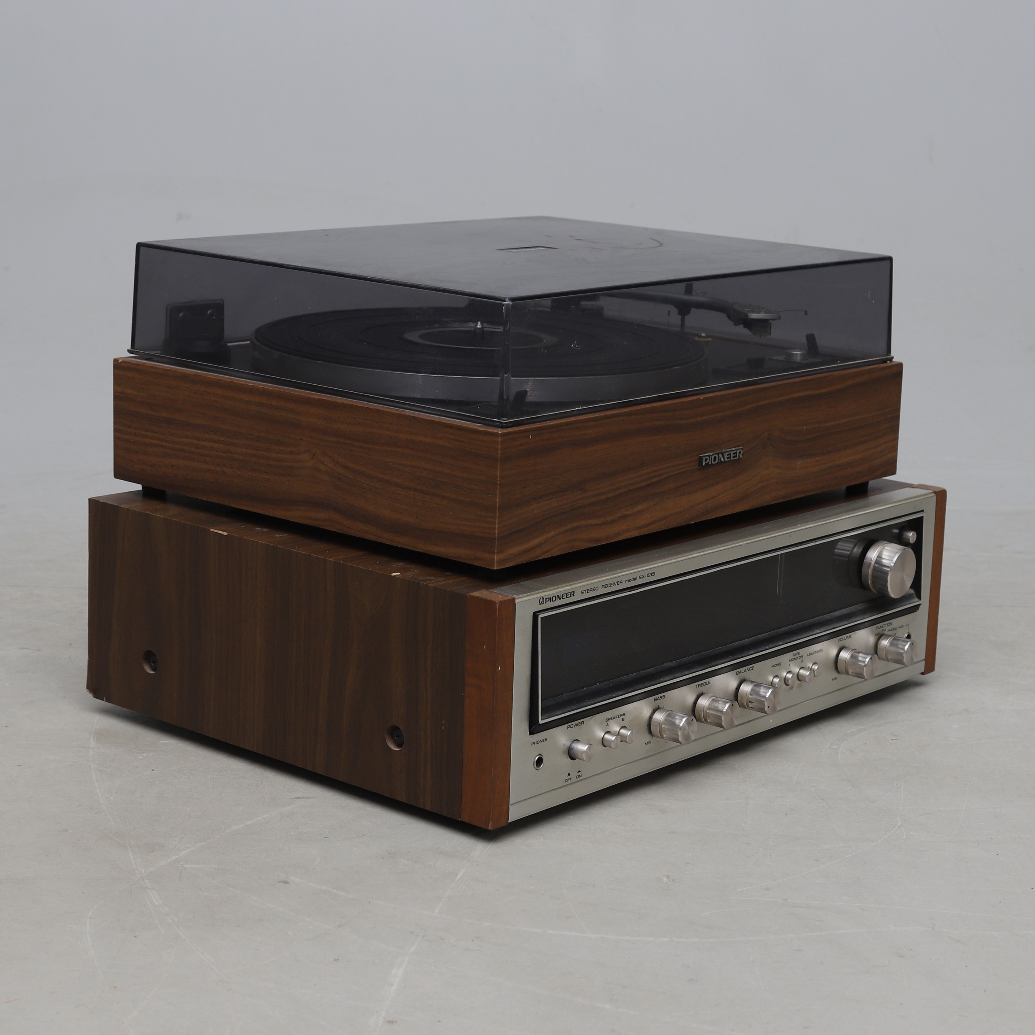 SKIVSPELARE samt FÖRSTÄRKARE, Pioneer, PL-15R samt SX- 535.