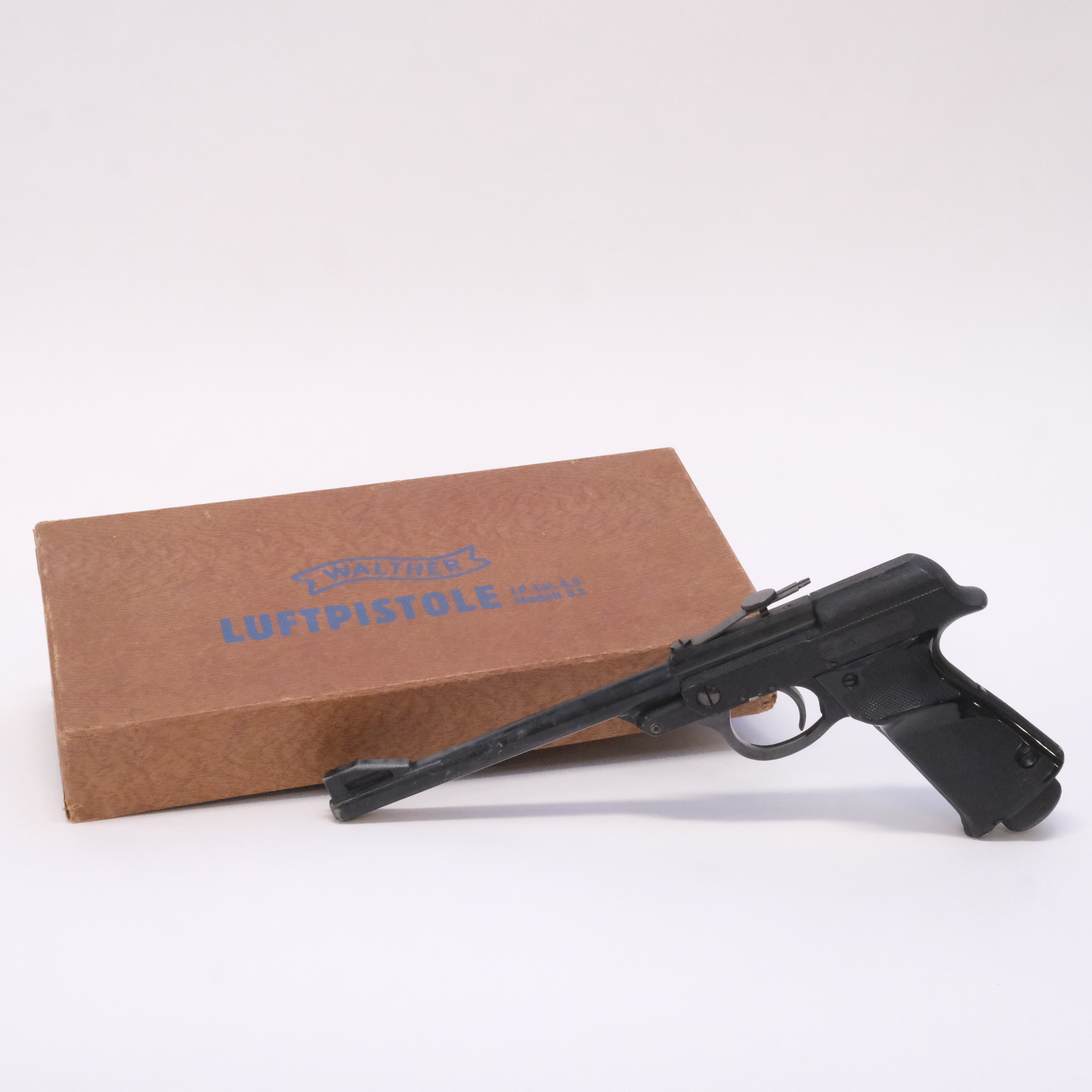 WALTHER, LUFTPISTOL MODELL 53.