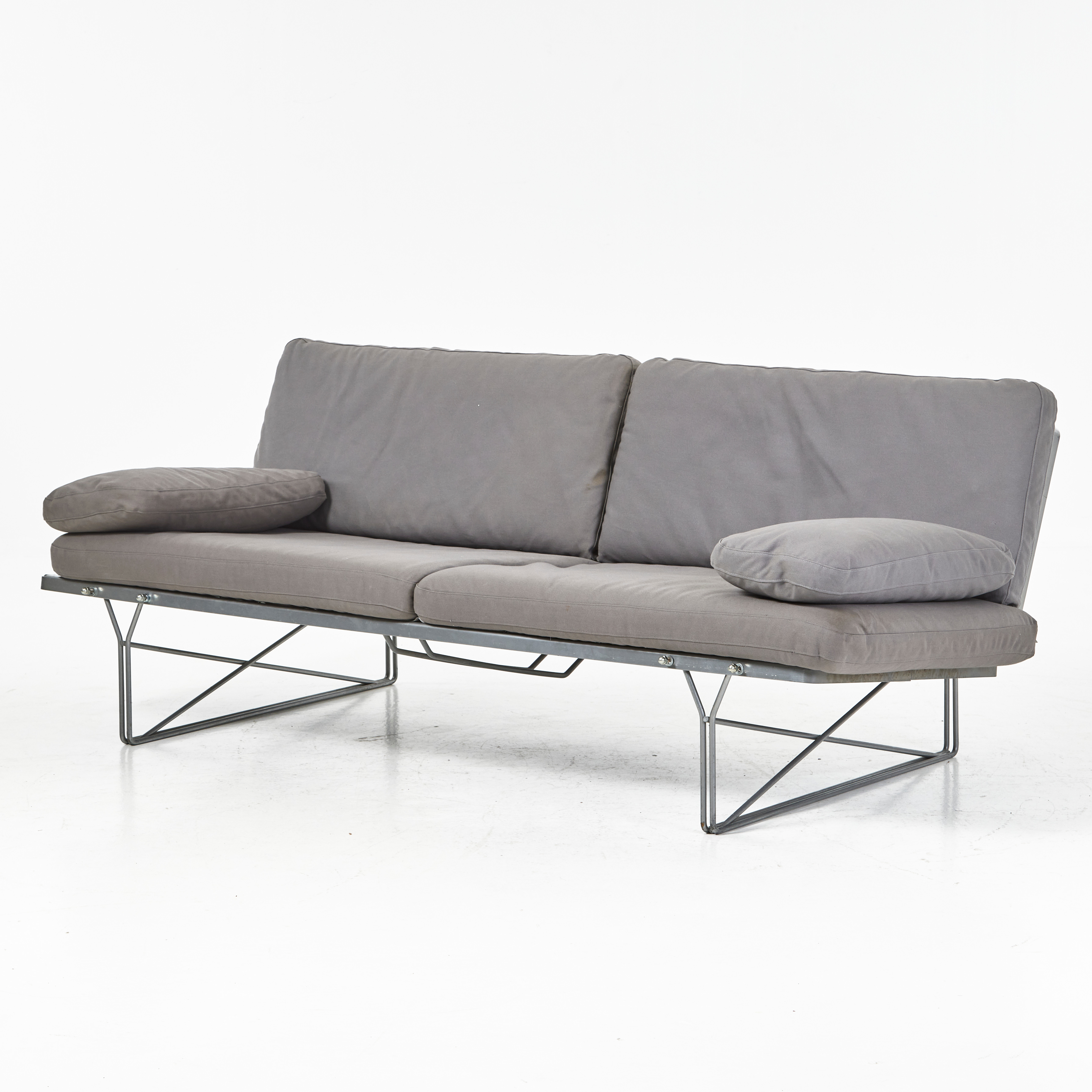 NIELS GAMMELGAARD. Soffa, IKEA Moment.