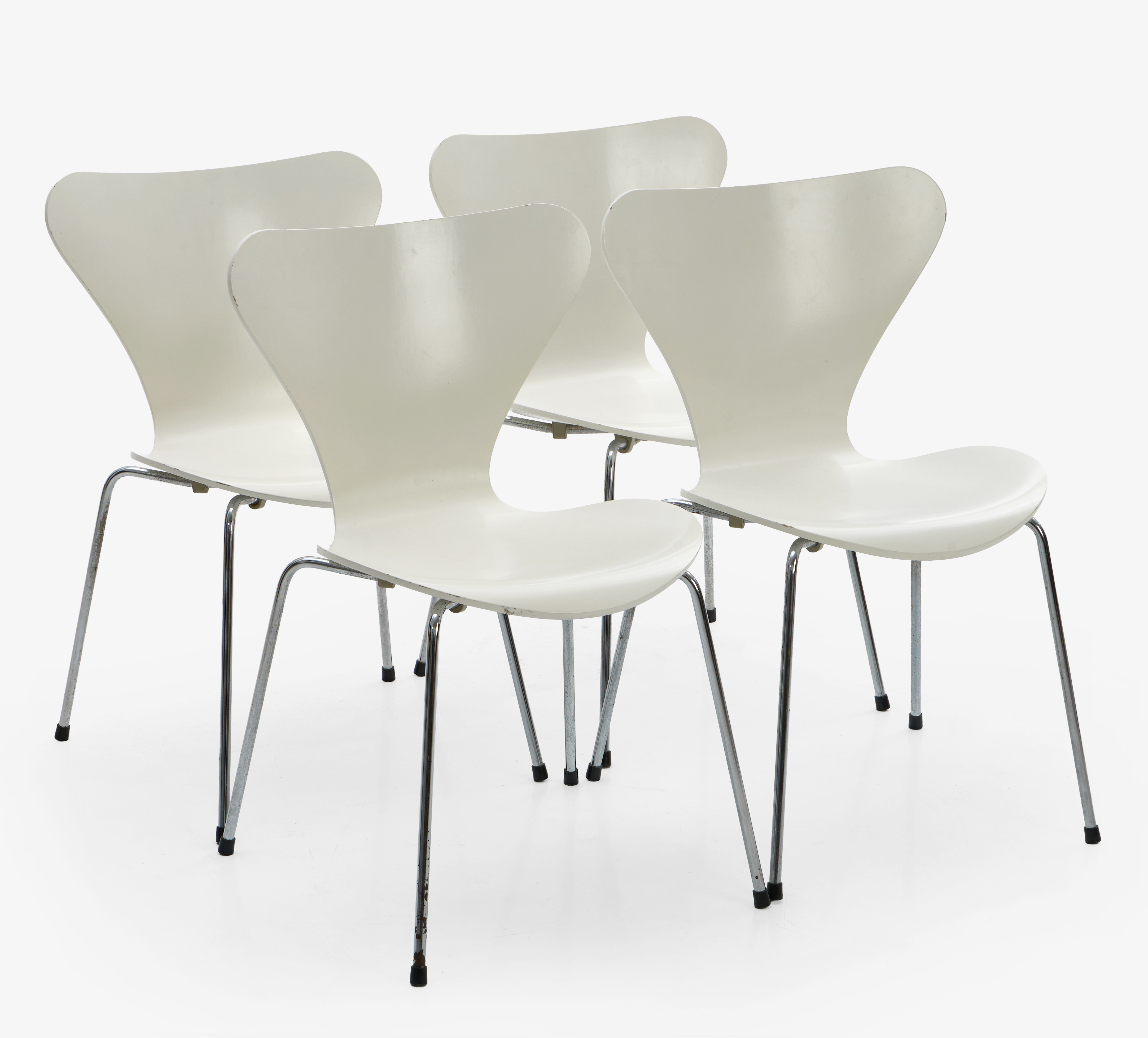 ARNE JACOBSEN (DANMARK, 1902–1971). Stolar, 4 st, Sjuan, Fritz Hansen, Danmark.