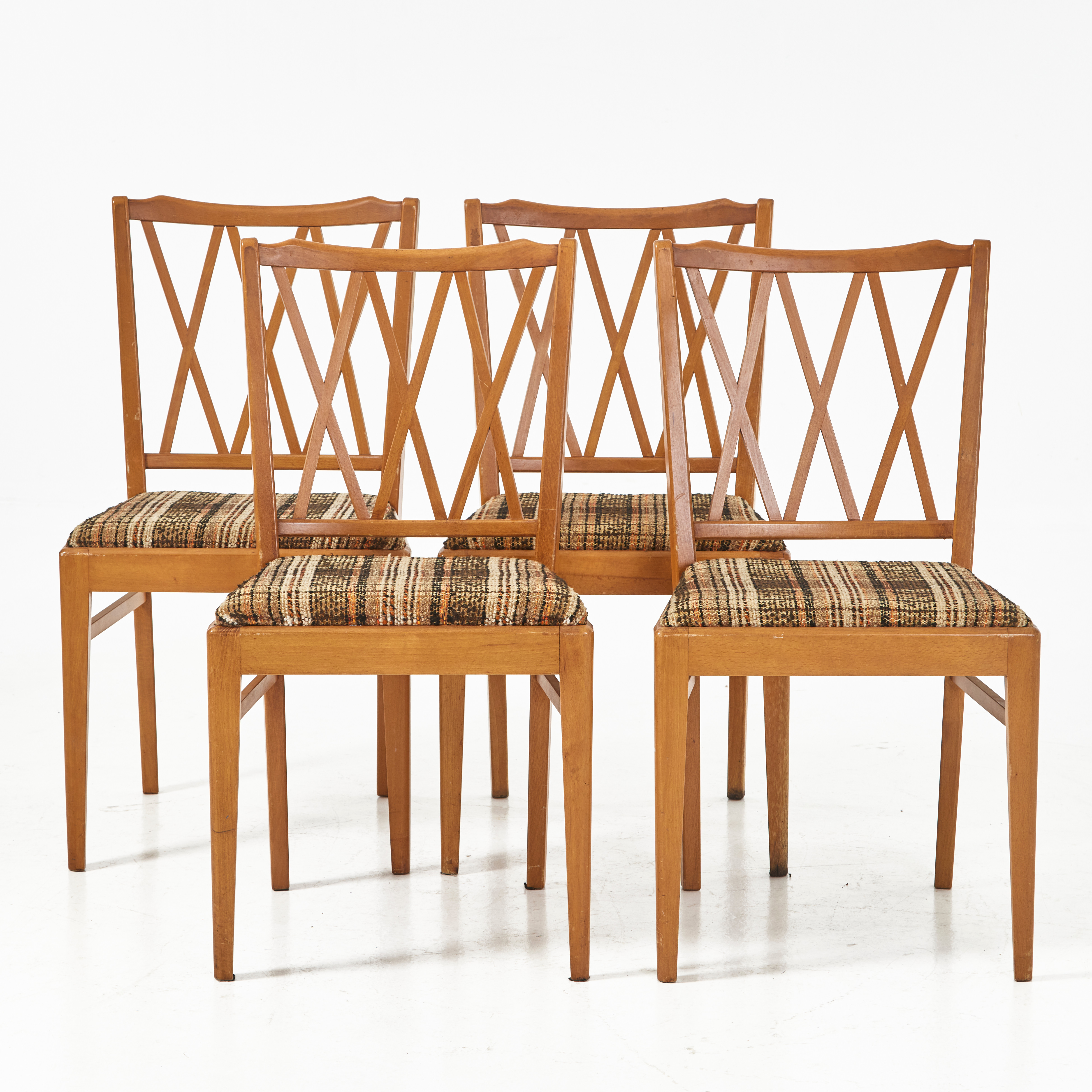 STOLAR, Swedish Modern, 1940/50-tal, stommar i bok, klädda sitsar.