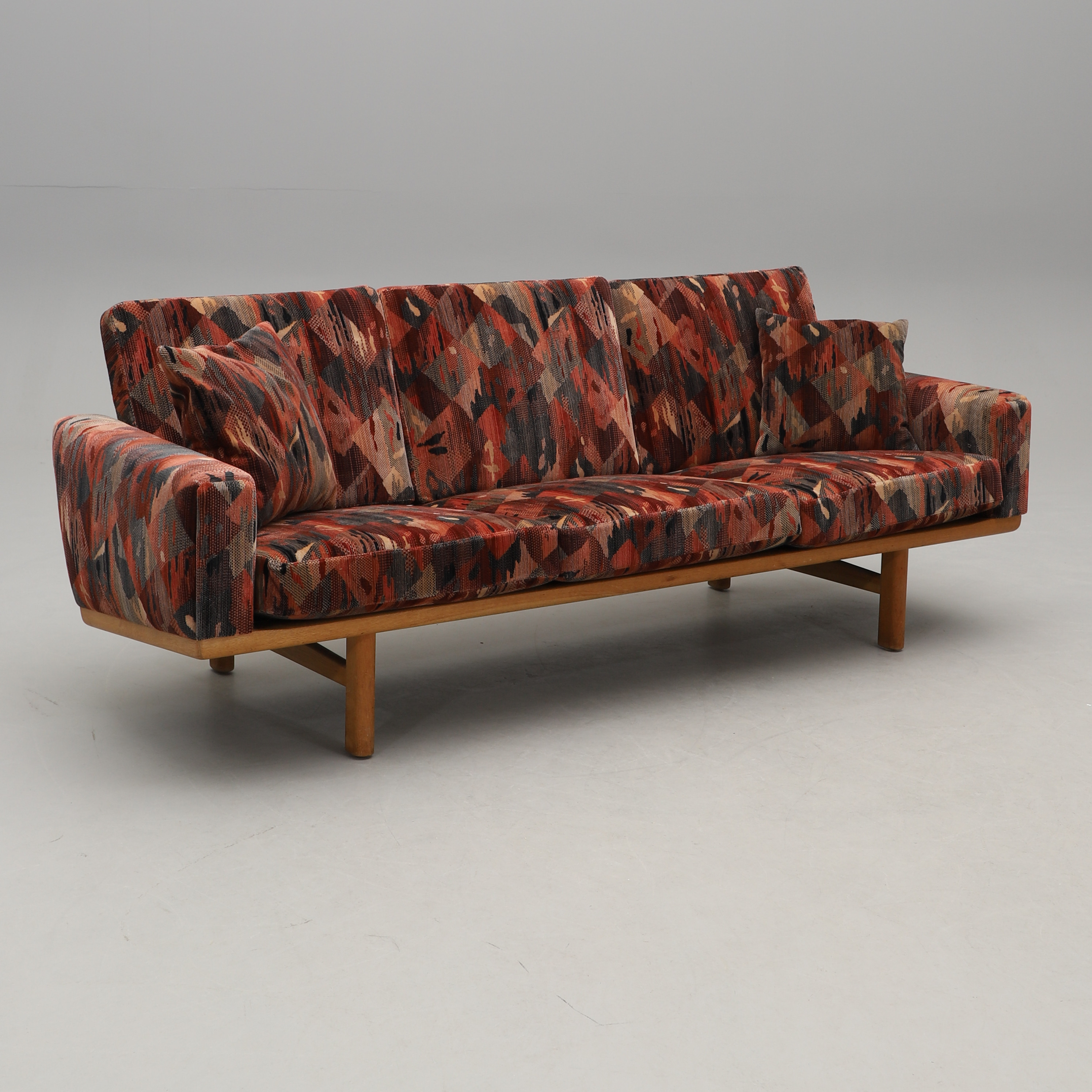 HANS J WEGNER. Soffa, Getama, Gedsted, Danmark.
