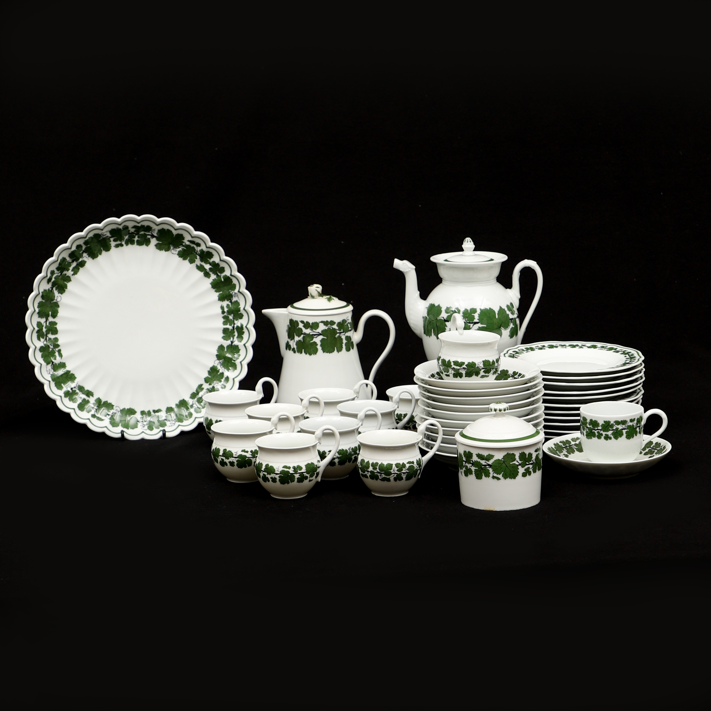 KAFFESERVIS, 26 delar, porslin, "Weinlaub", Meissen.