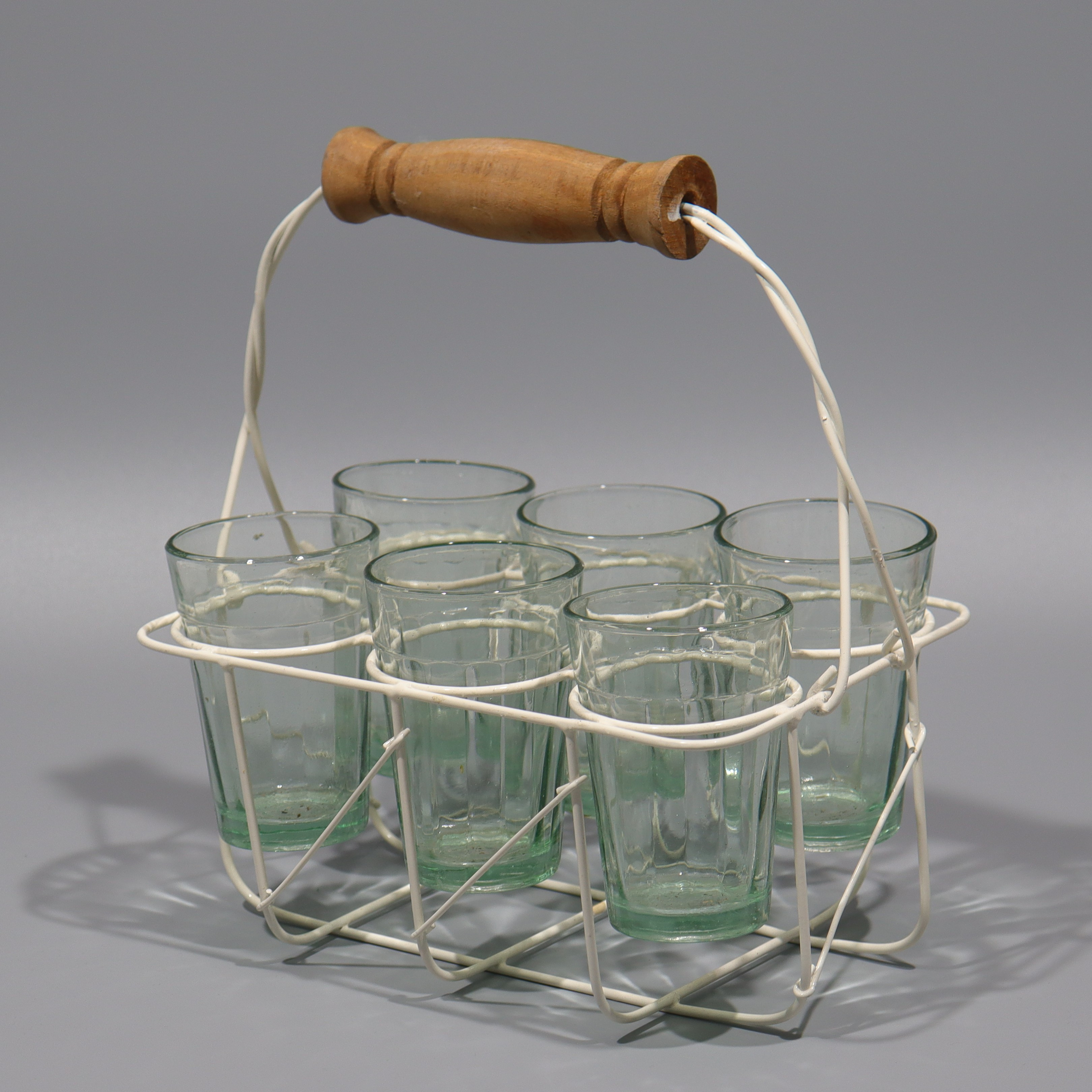 GLAS med bärställ, stringmodell, samtida.