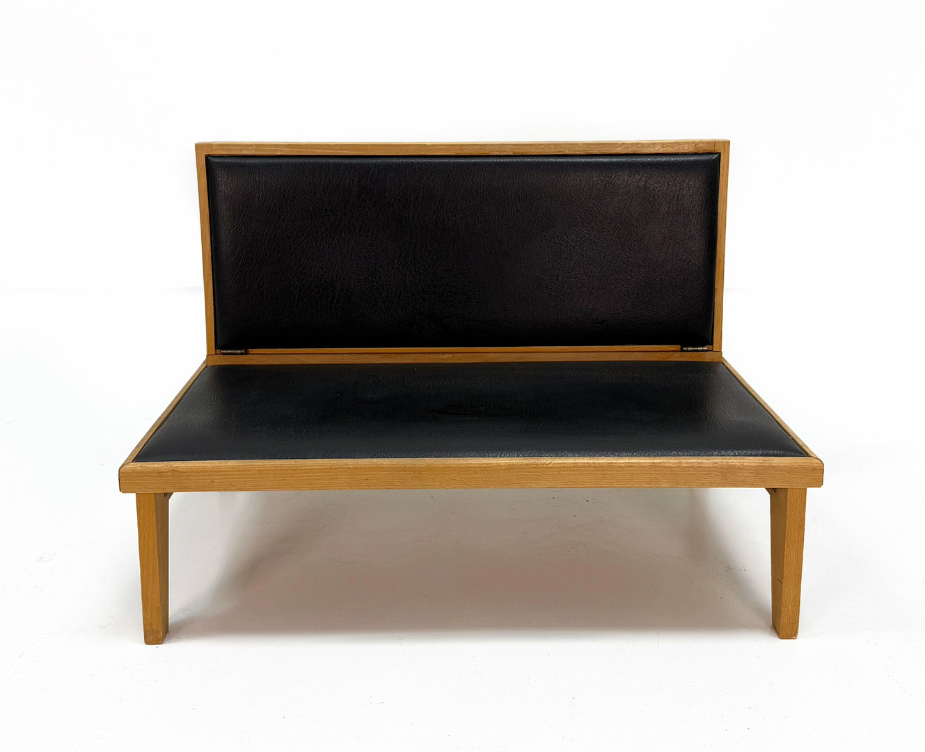 BARNSOFFA, trä och skinn, hopfällbar, snickarfabriken Anderstorp, Made in Sweden.