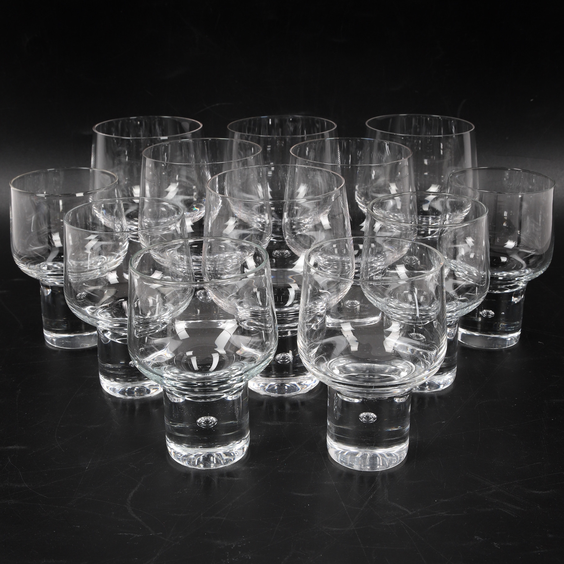 VICKE LINDSTRAND. Glasservisdelar, 12 st, glas, "Mambo", Kosta Boda.