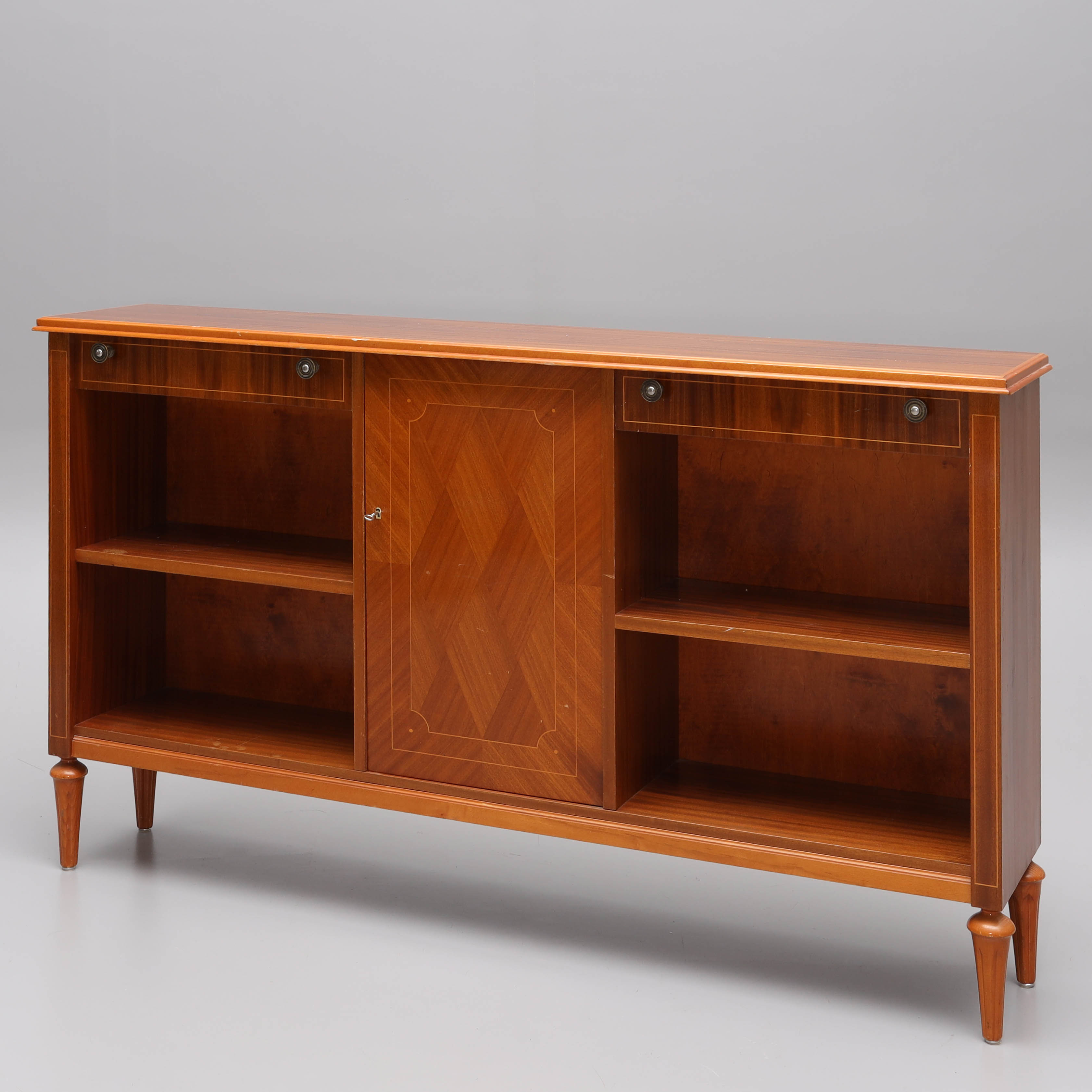 SIDEBOARD/BOKHYLLA, mahognyfanér, 1940/50-tal.