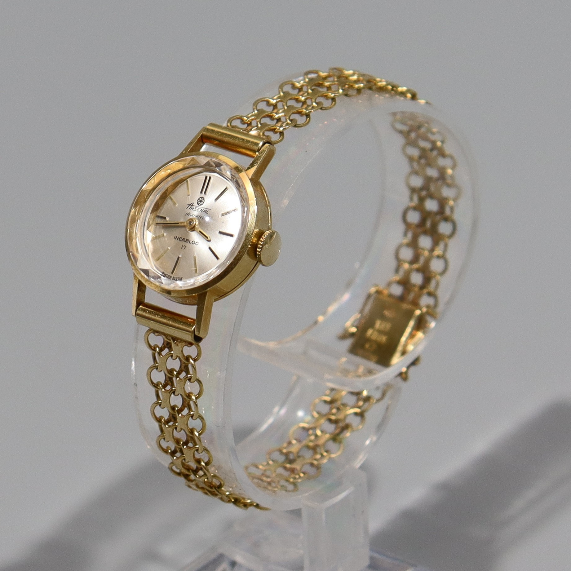 ARMBANDSUR, Arsenal, 18k guld, damklocka.