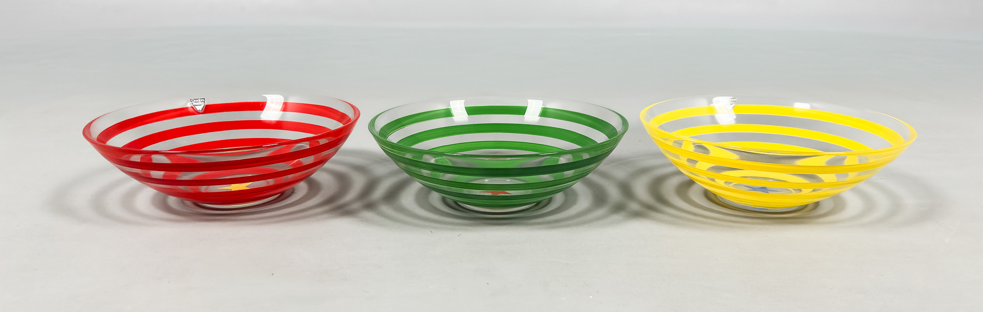 ANNE NILSSON. SKÅLAR, 3 st, glas, "Clown", signerad, Orrefors.