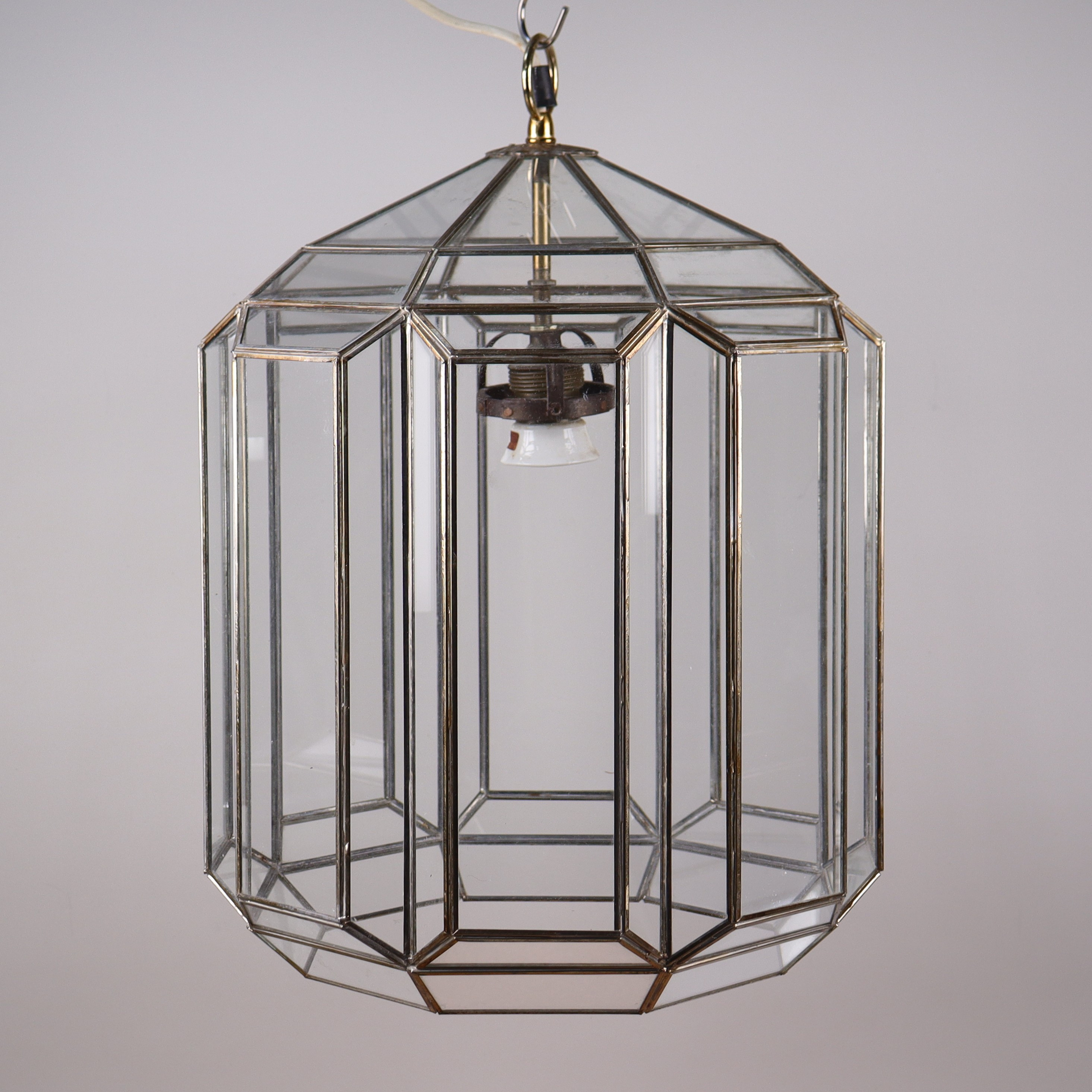 TAKLAMPA, Hijos de Esteves, Taurus, Spanien, 1900-talets andra hälft.