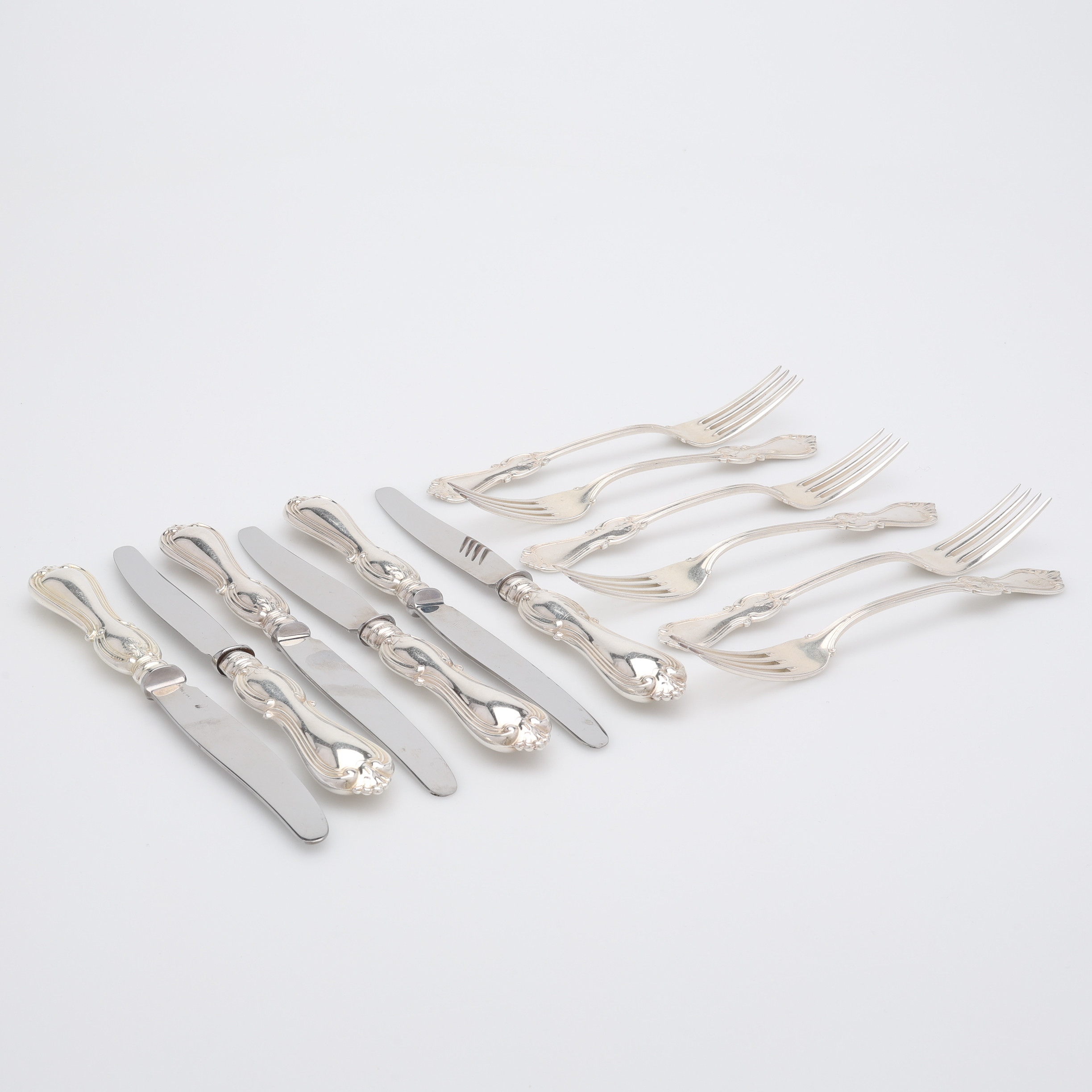 BESTICKDELAR AV SILVER, 12 ST, modell Olga, GAB, Stockholm, 1970-tal. 247 g. exklusive knivar.