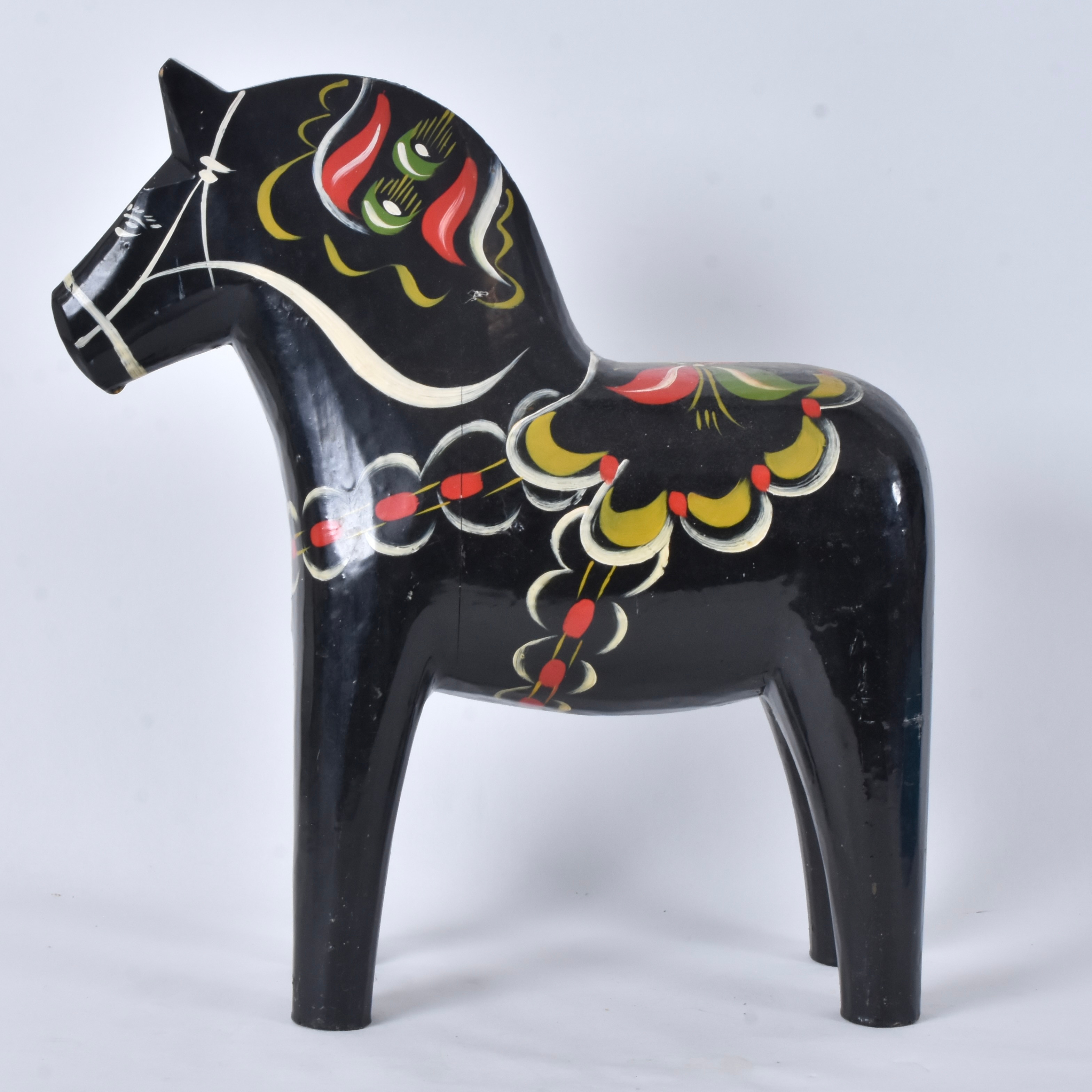 DALAHÄST, bemålat trä, höjd 38 cm.