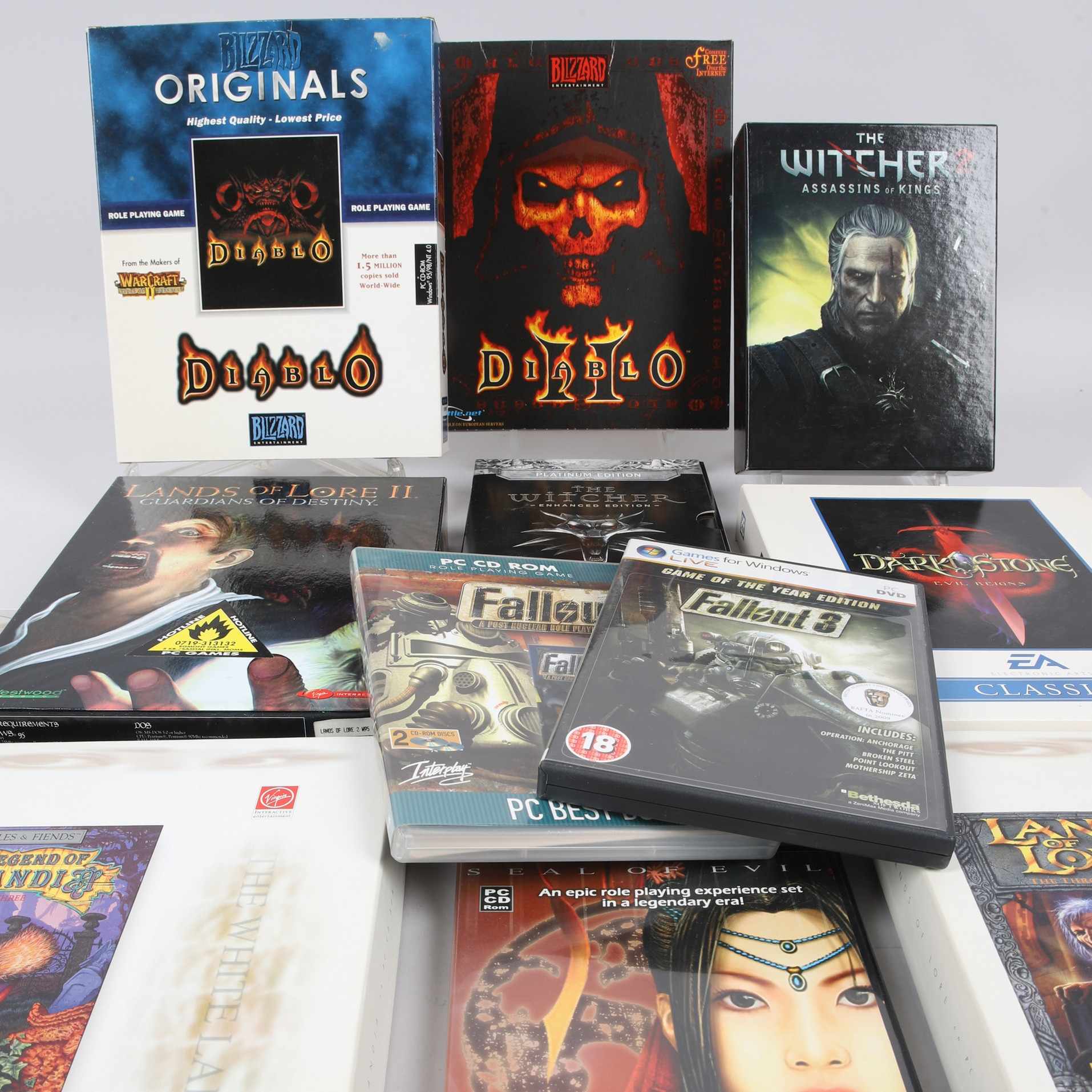 PARTI PC-SPEL, 13 st, bl.a. Diablo, Fallout, Lands of Lore, The Witcher, 1994-2011.
